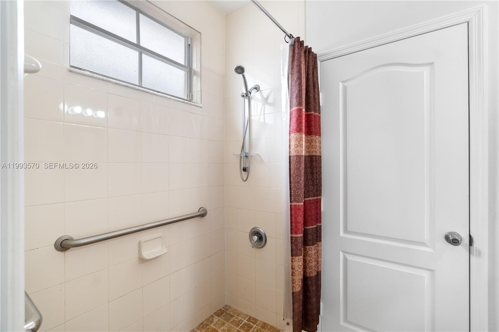 18140 NW 90th Ave, Hialeah FL 33018 — 40