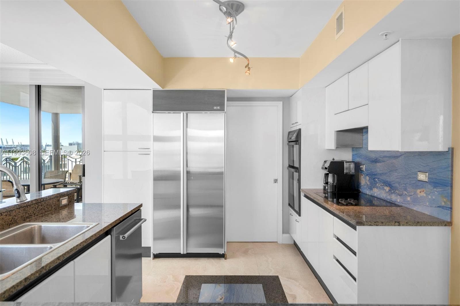 1500 Ocean Drive # 702, Miami Beach FL 33139 — 5