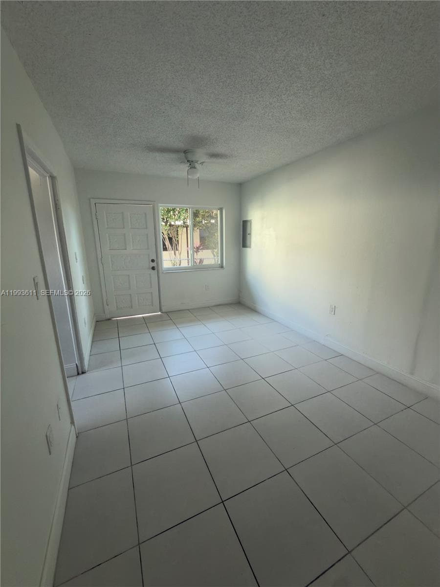 2622 NW 24th St # 1A, Miami FL 33142 — 8