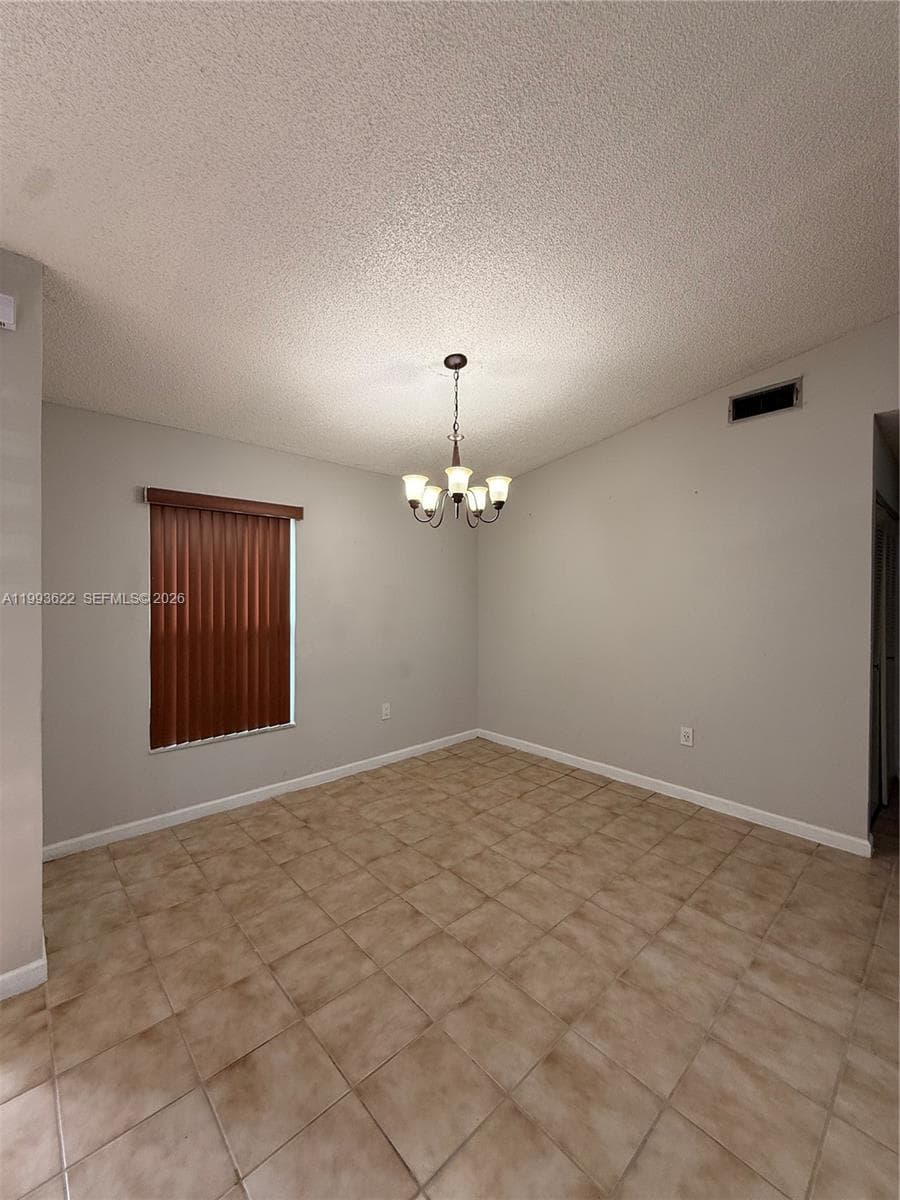 Country Lake Homes 2nd Ad, Hialeah, FL — 7
