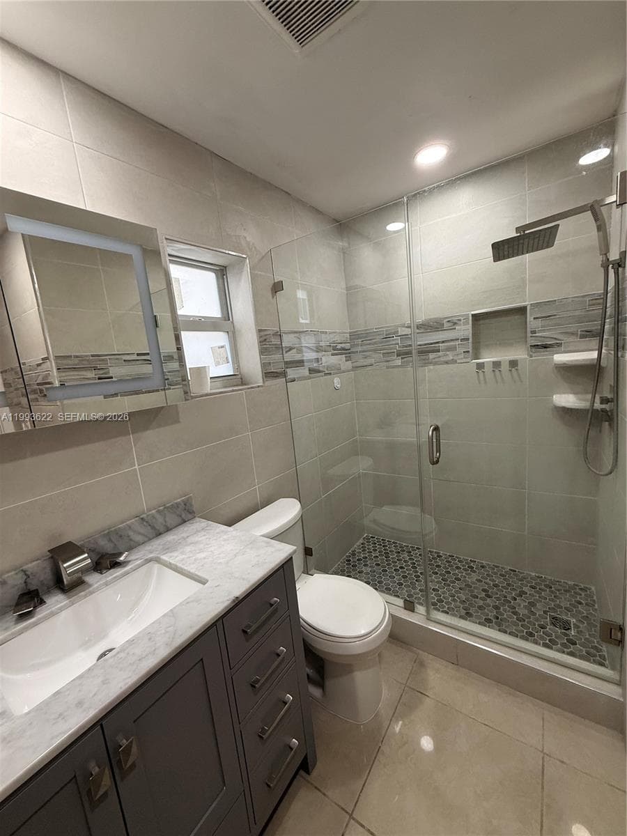 Country Lake Homes 2nd Ad, Hialeah, FL — 10