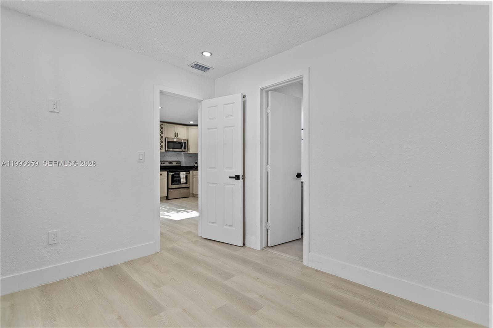 171 W 13th St, Hialeah FL 33010 — 23