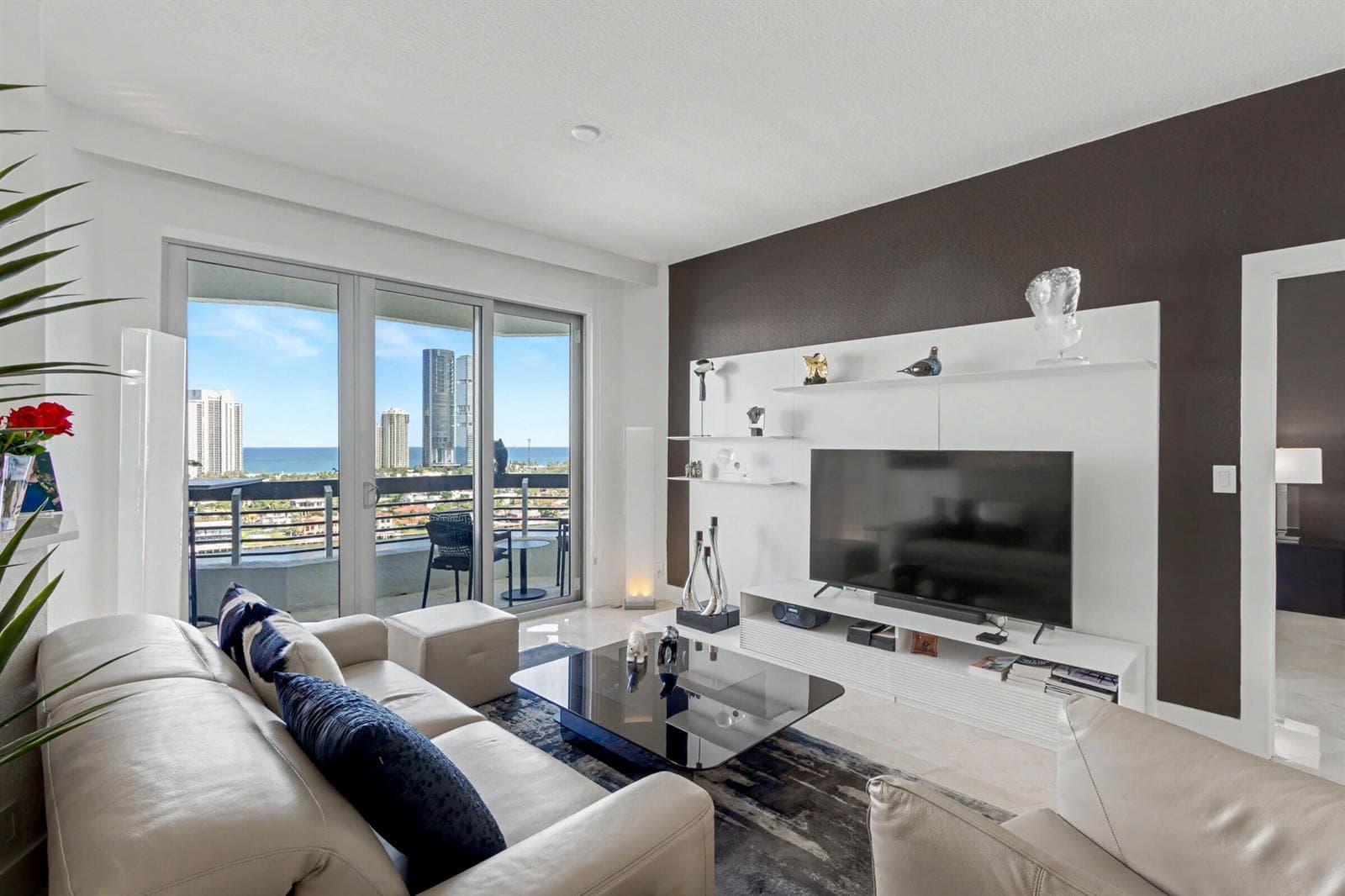 3600 Mystic Pointe Drive, Aventura FL 33180 — 13