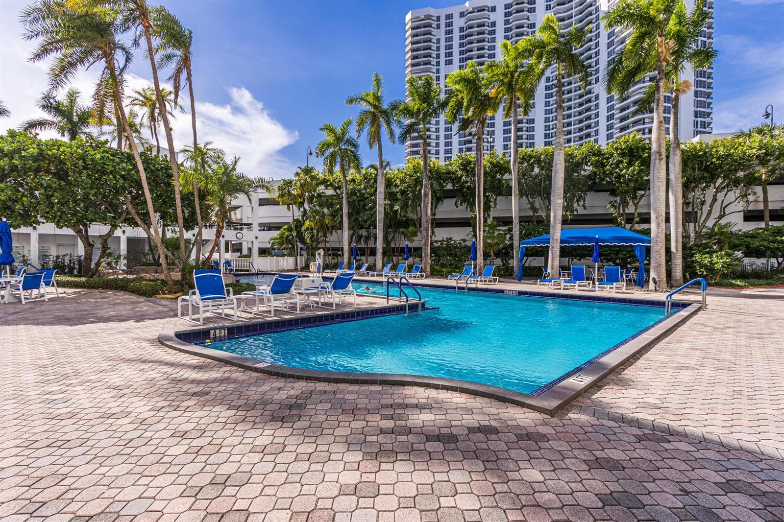 3600 Mystic Pointe Drive, Aventura FL 33180 — 55
