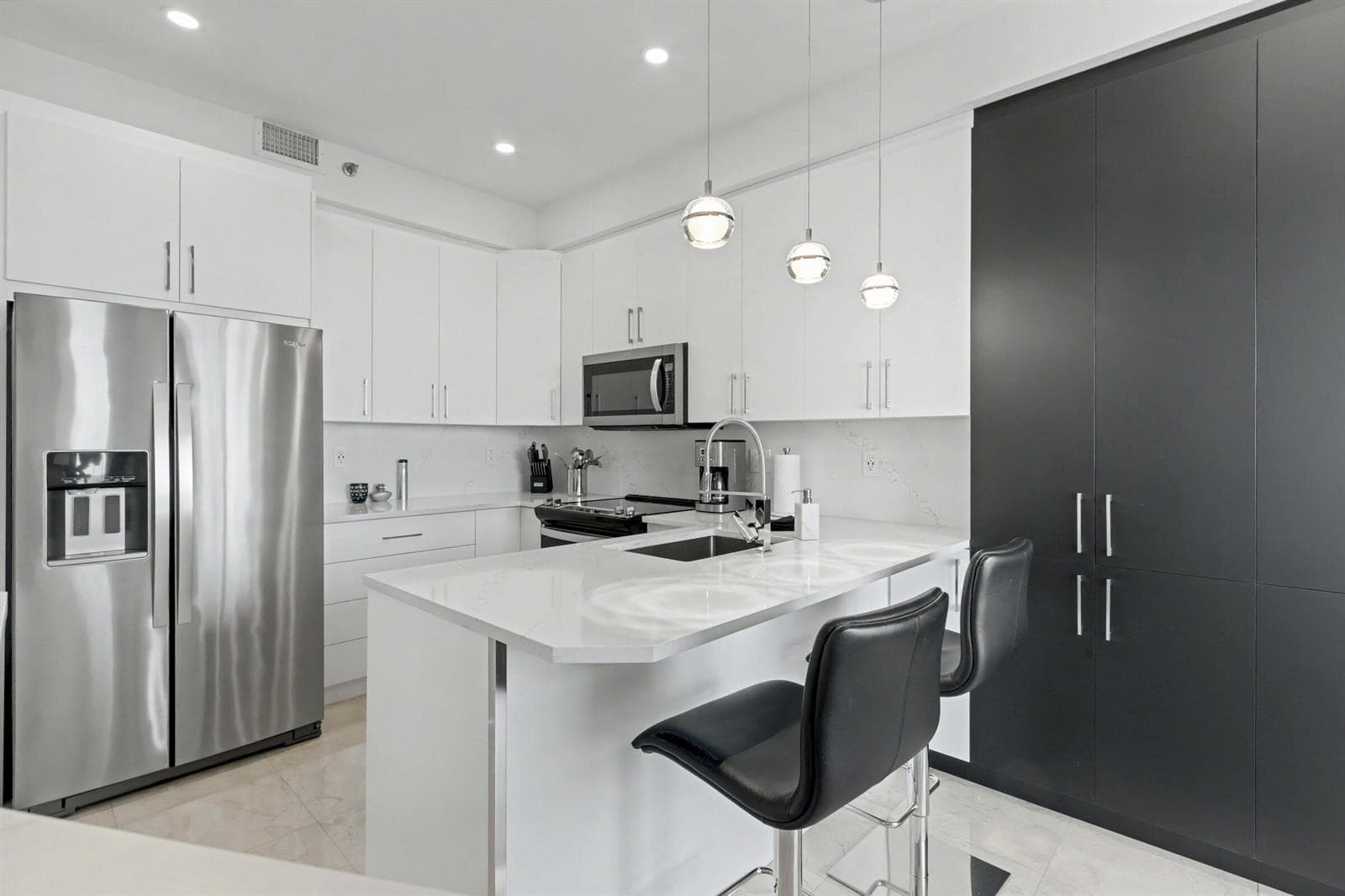 3600 Mystic Pointe Drive, Aventura FL 33180 — 25