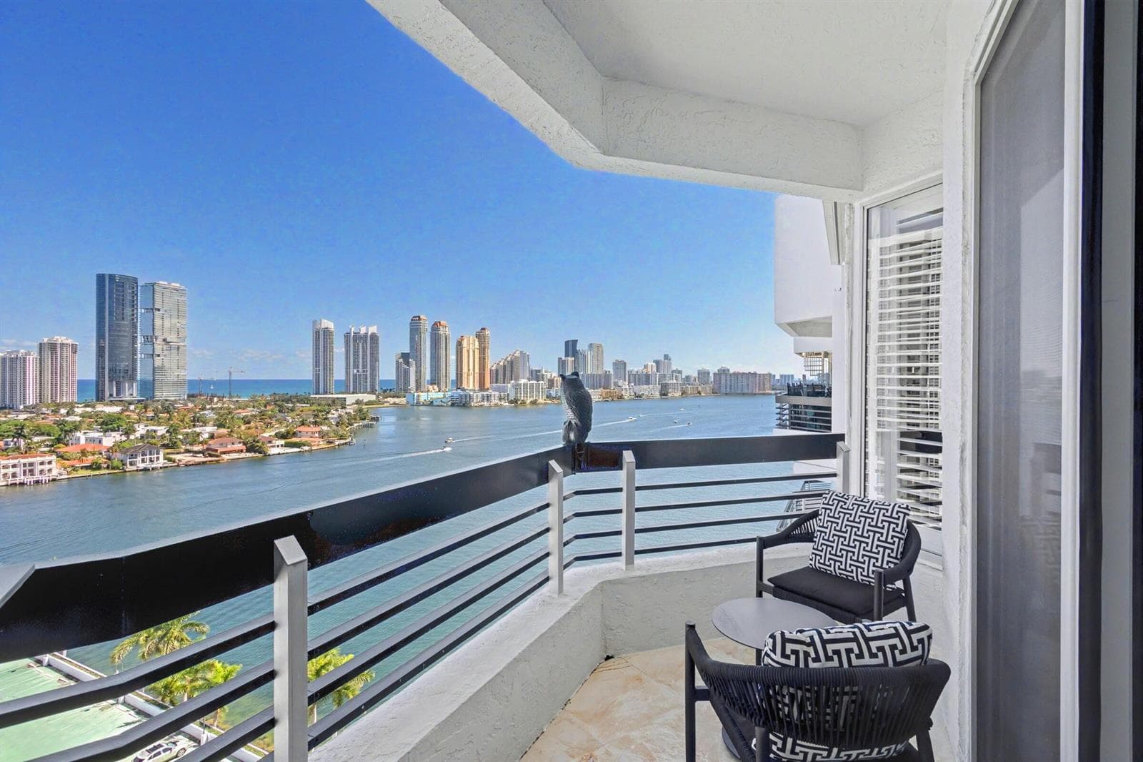 3600 Mystic Pointe Drive, Aventura FL 33180 — 21