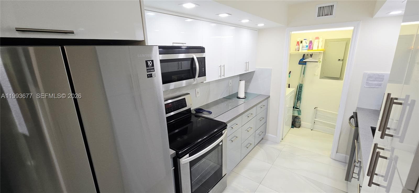 6917 Collins Ave # 1212, Miami Beach FL 33141 — 12