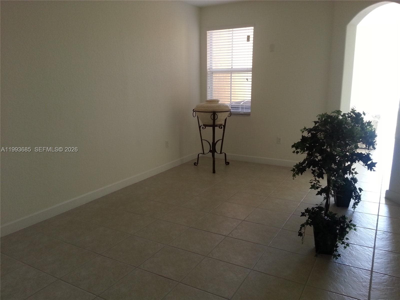11050 NW 86th Ter, Doral FL 33178 — 2