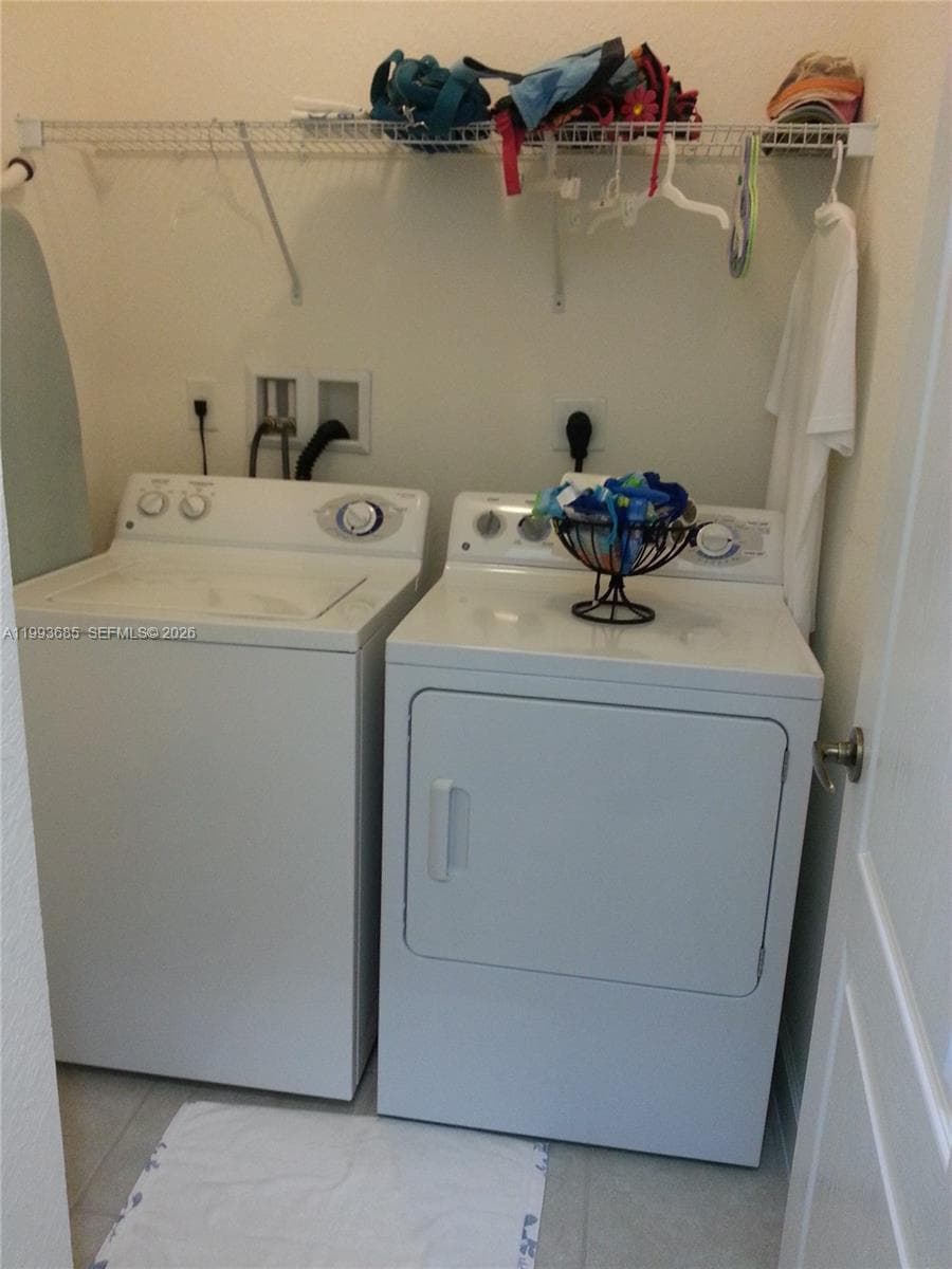 11050 NW 86th Ter, Doral FL 33178 — 10