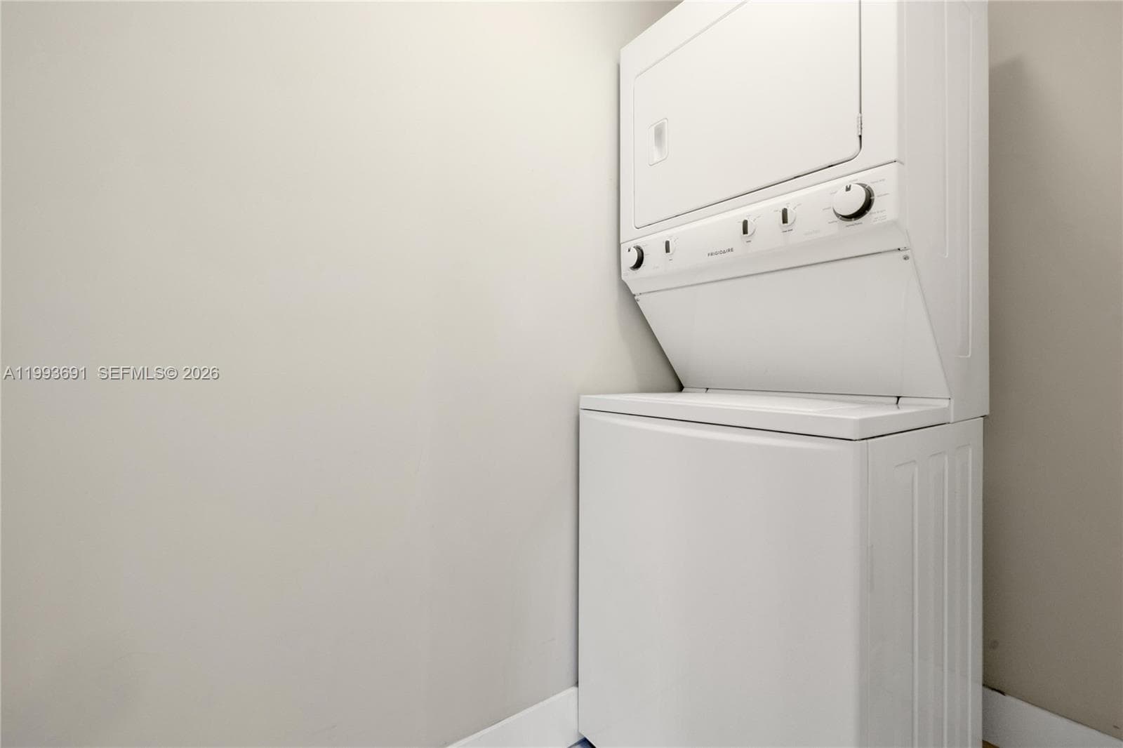 3056 Shipping Ave # 2, Miami FL 33133 — 20