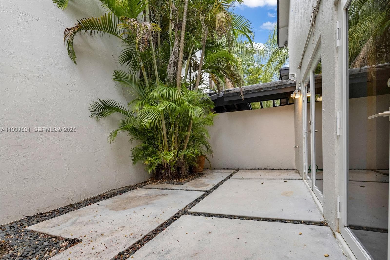 3056 Shipping Ave # 2, Miami FL 33133 — 19