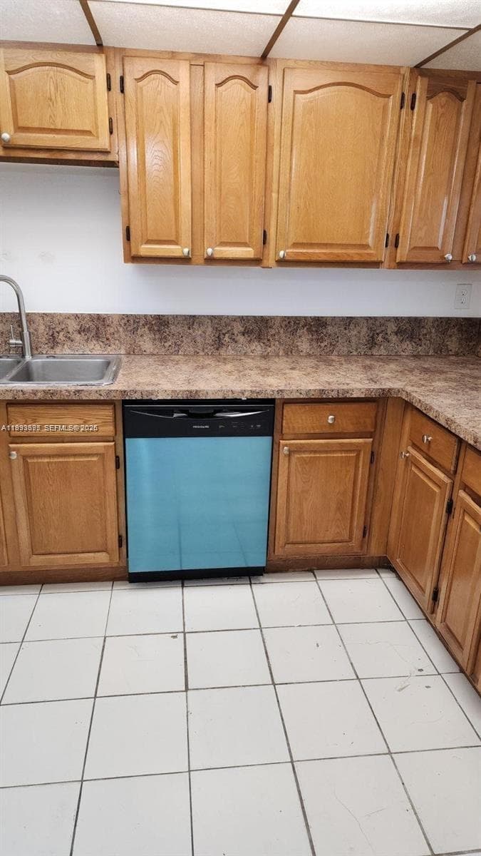 10000 NW 80th Ct # 2415, Hialeah Gardens FL 33016 — 6