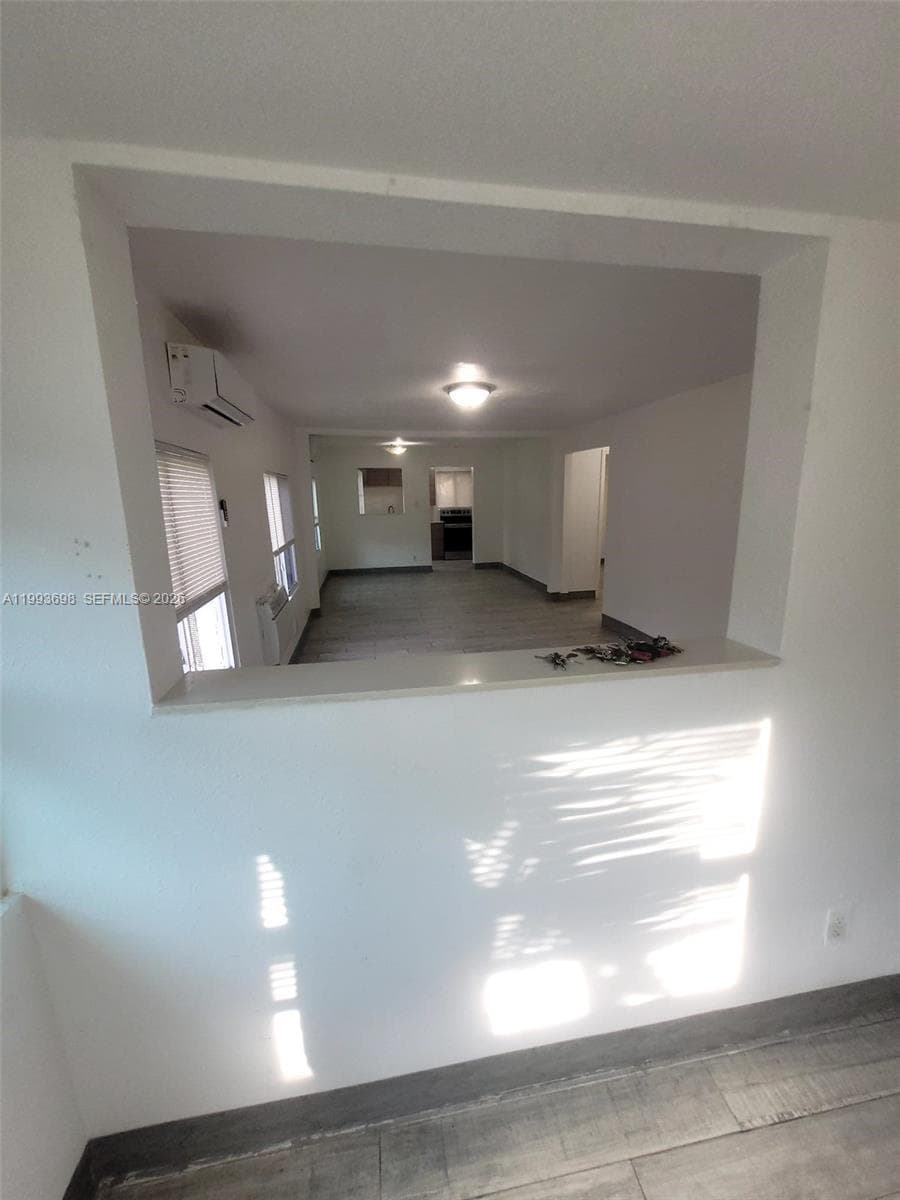 5720 NE Miami Pl, Miami FL 33137 — 23
