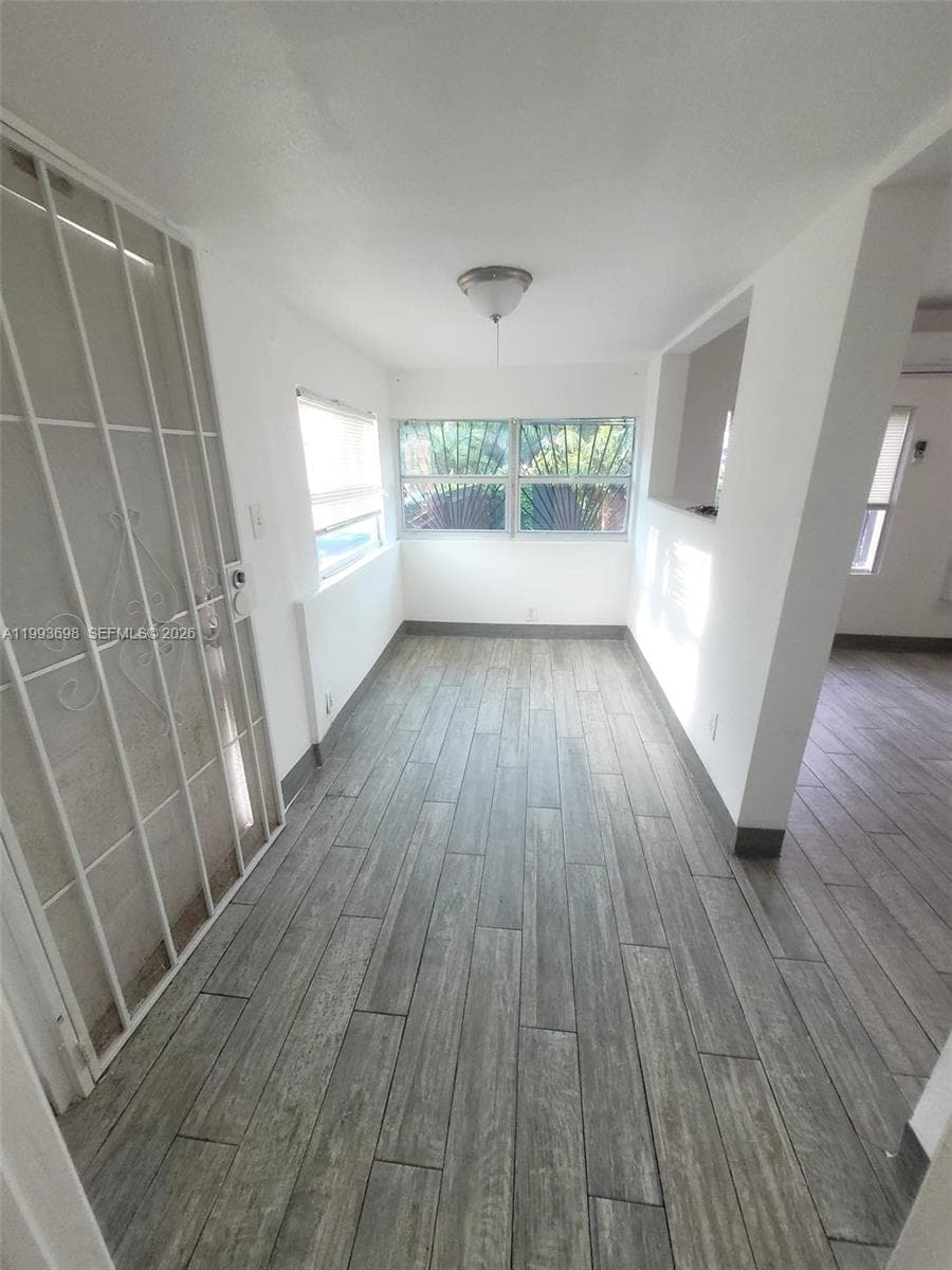 5720 NE Miami Pl, Miami FL 33137 — 24