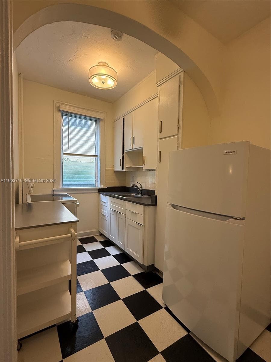1361 Meridian Ave # 4, Miami Beach FL 33139 — 10