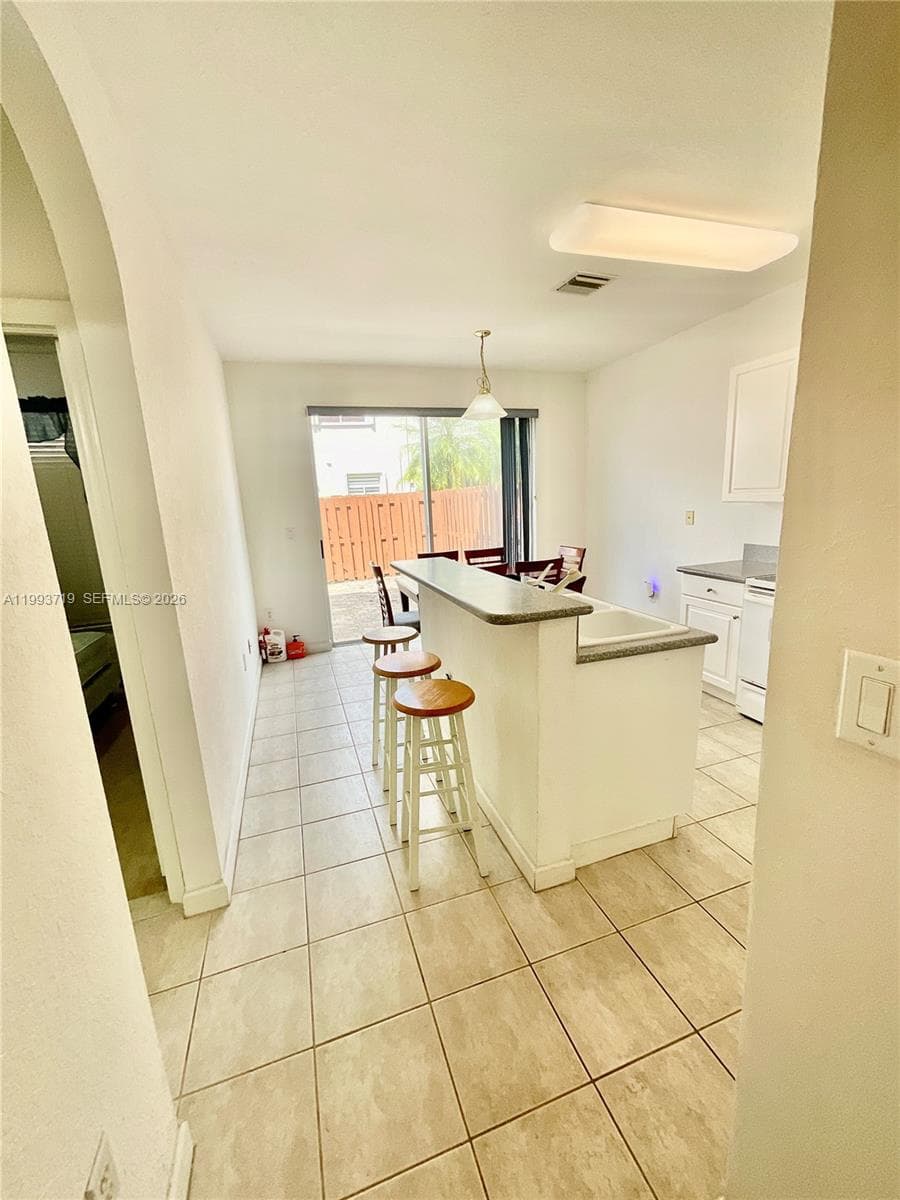 5628 NW 113th Ave # 5628, Doral FL 33178 — 6