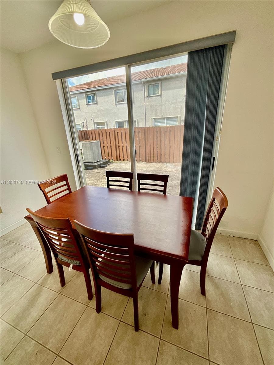 5628 NW 113th Ave # 5628, Doral FL 33178 — 10