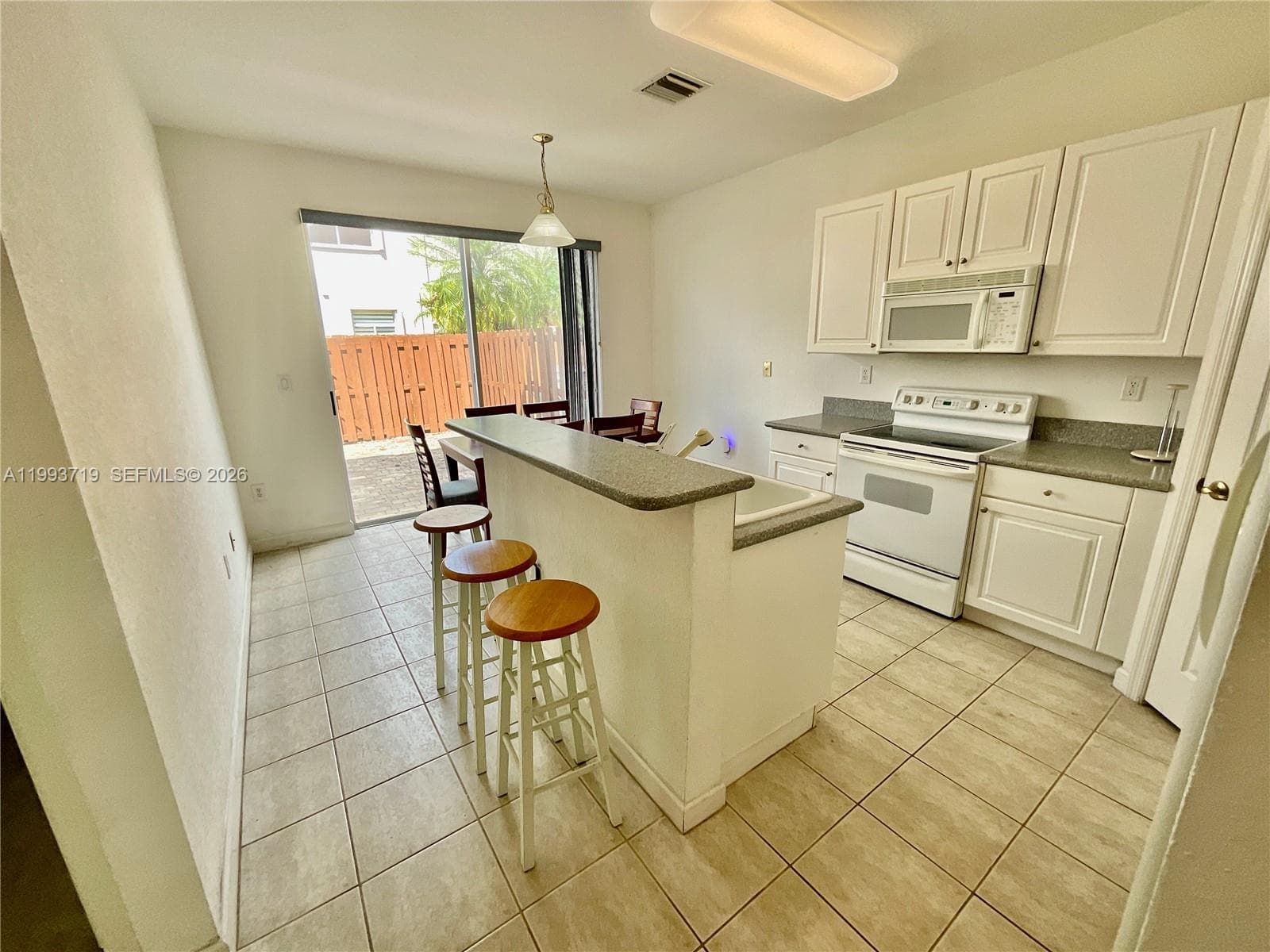 5628 NW 113th Ave # 5628, Doral FL 33178 — 8