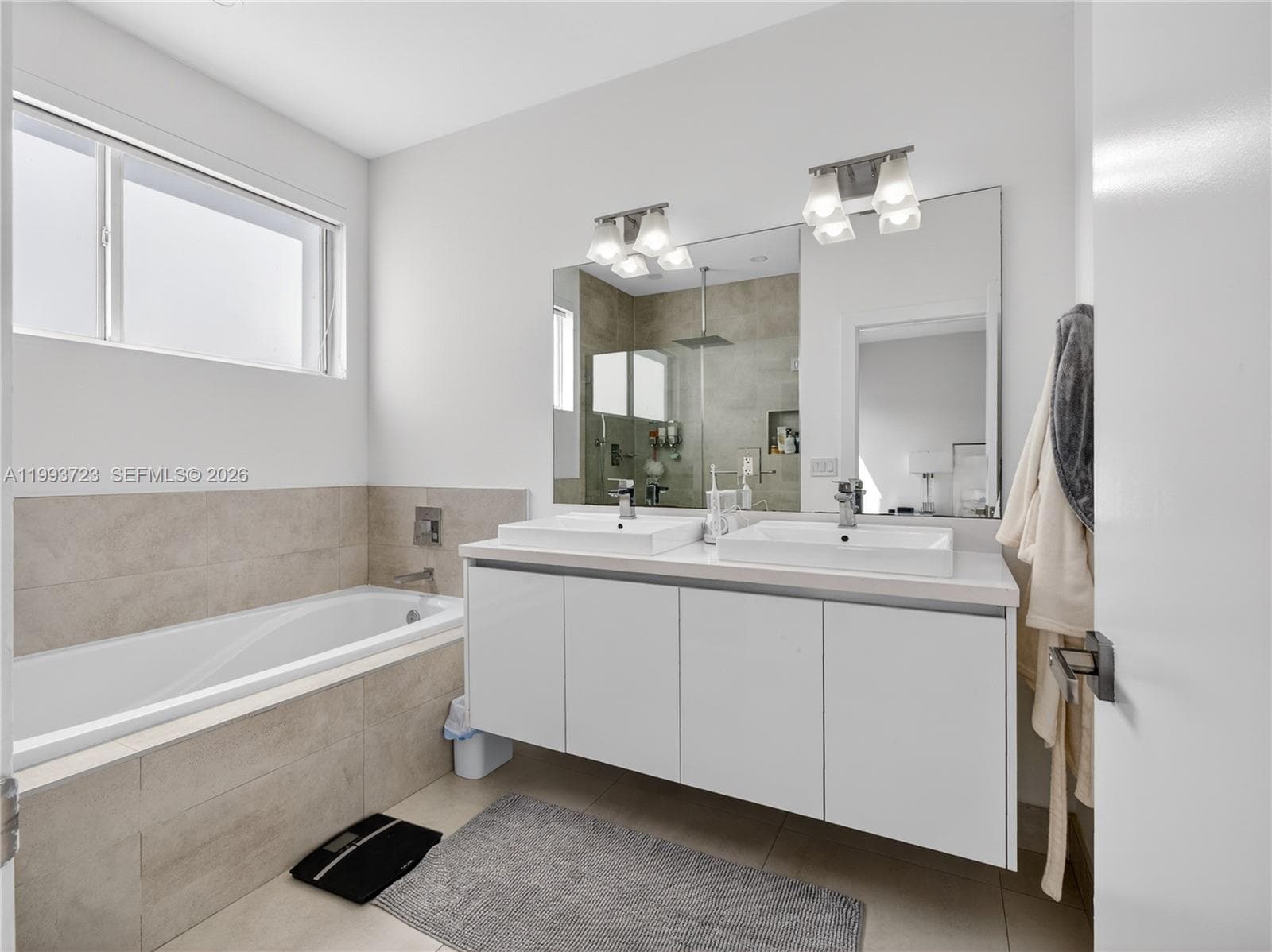 7159 NW 102nd Place, Doral FL 33178 — 33