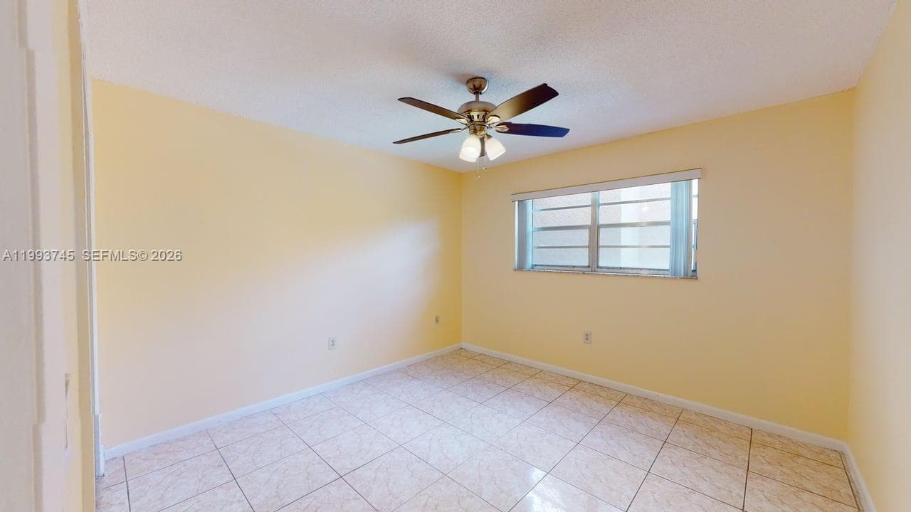 1955 NE 135th St # 301, North Miami FL 33181 — 16