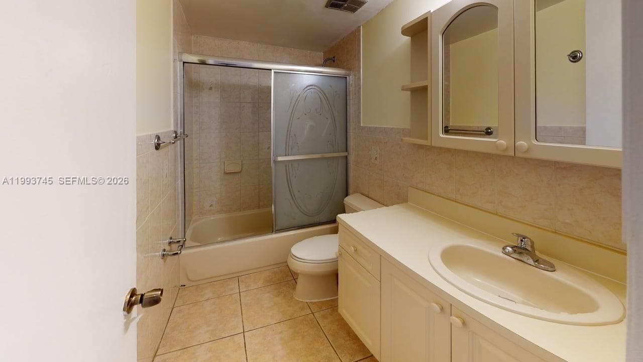 1955 NE 135th St # 301, North Miami FL 33181 — 19