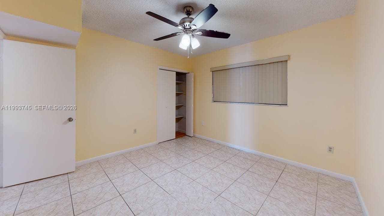 1955 NE 135th St # 301, North Miami FL 33181 — 21