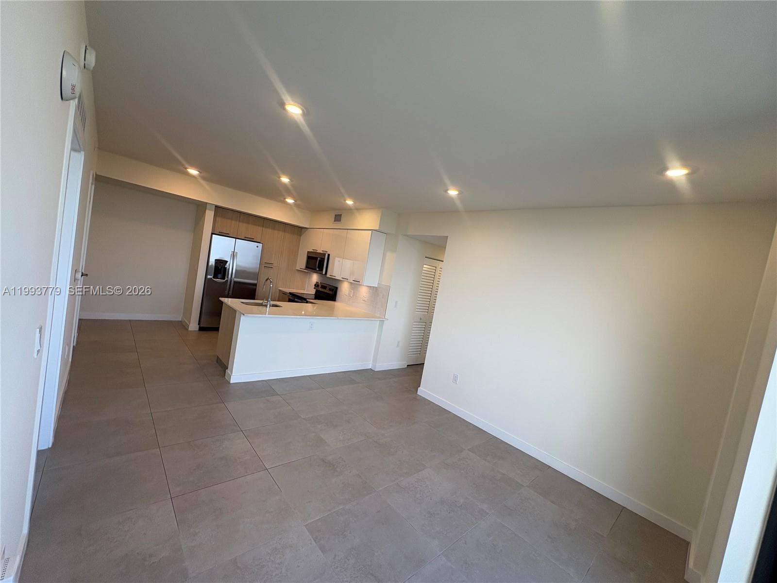 16395 Biscayne Blvd # 2010, North Miami Beach FL 33160 — 7