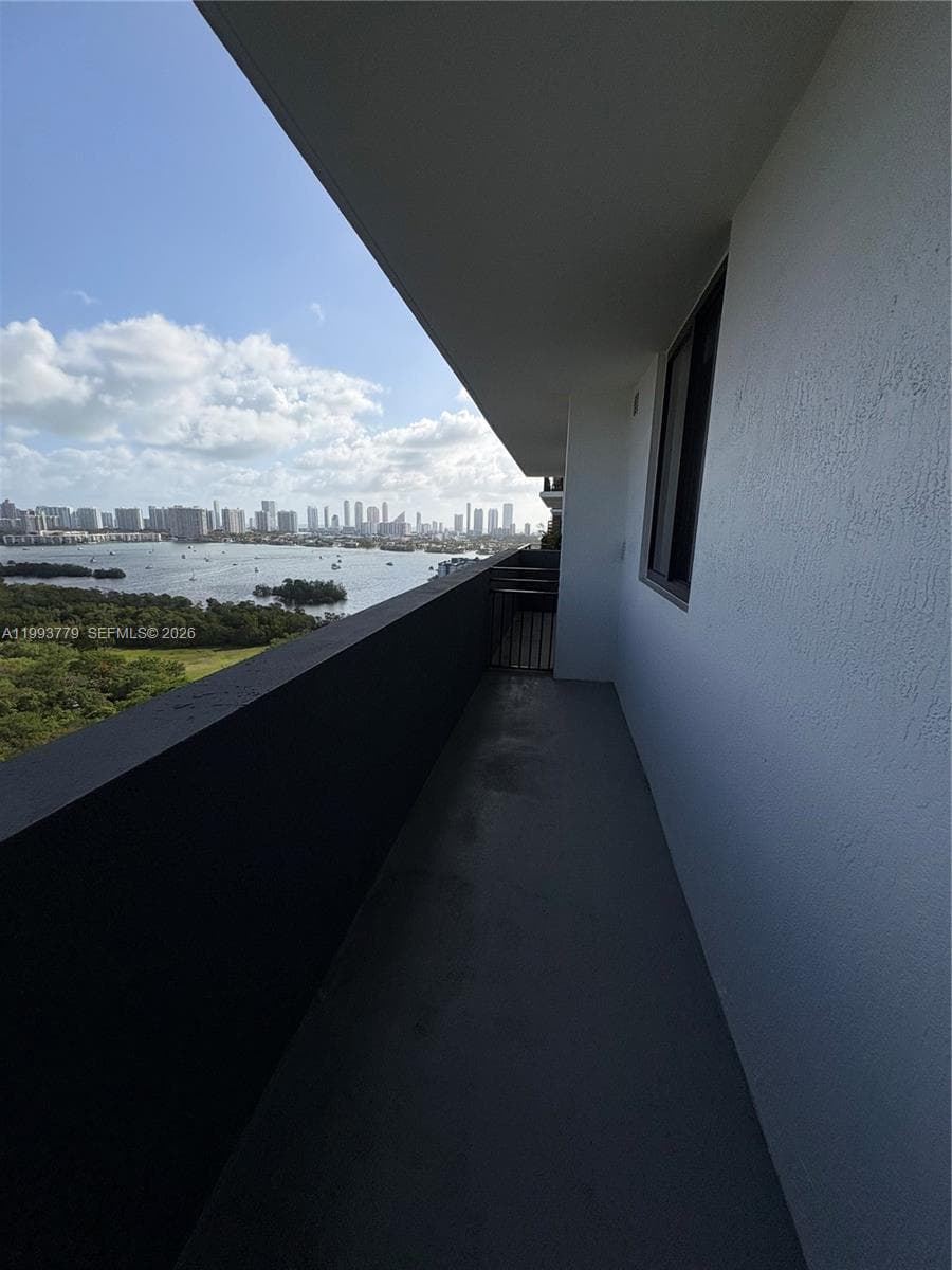 16395 Biscayne Blvd # 2010, North Miami Beach FL 33160 — 8