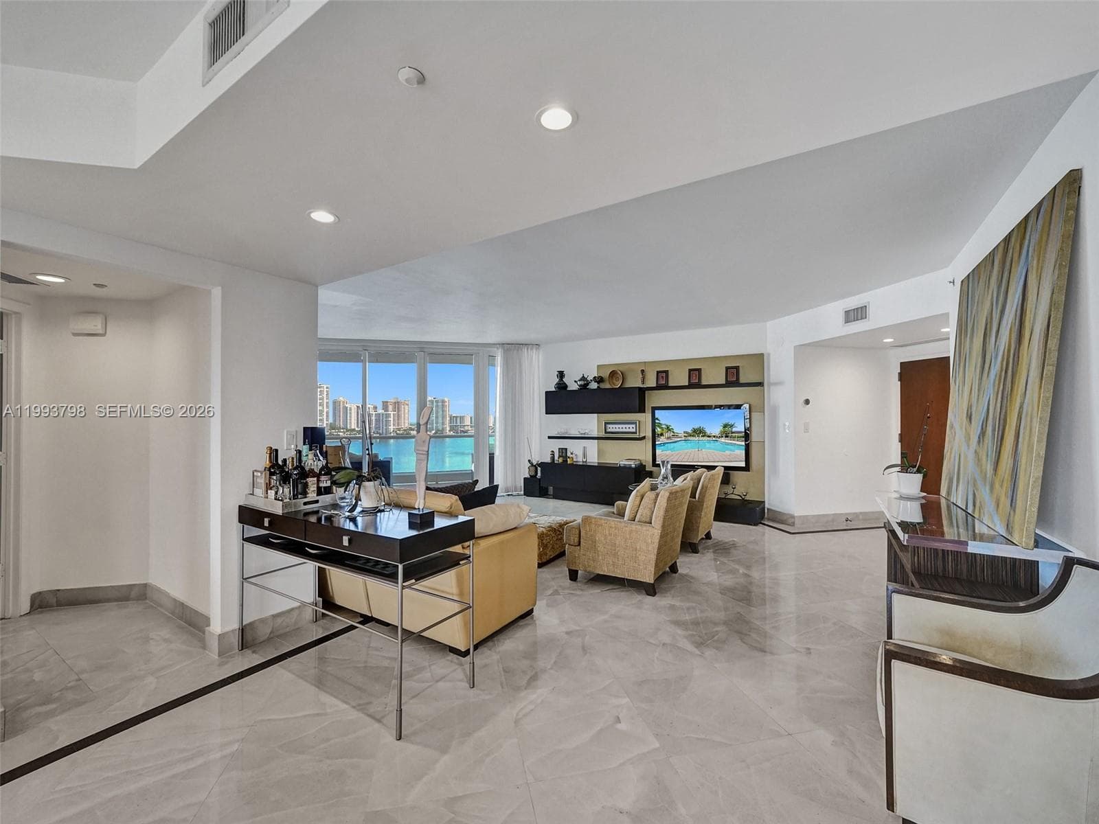 7000 Island Blvd # 1207, Aventura FL 33160 — 22