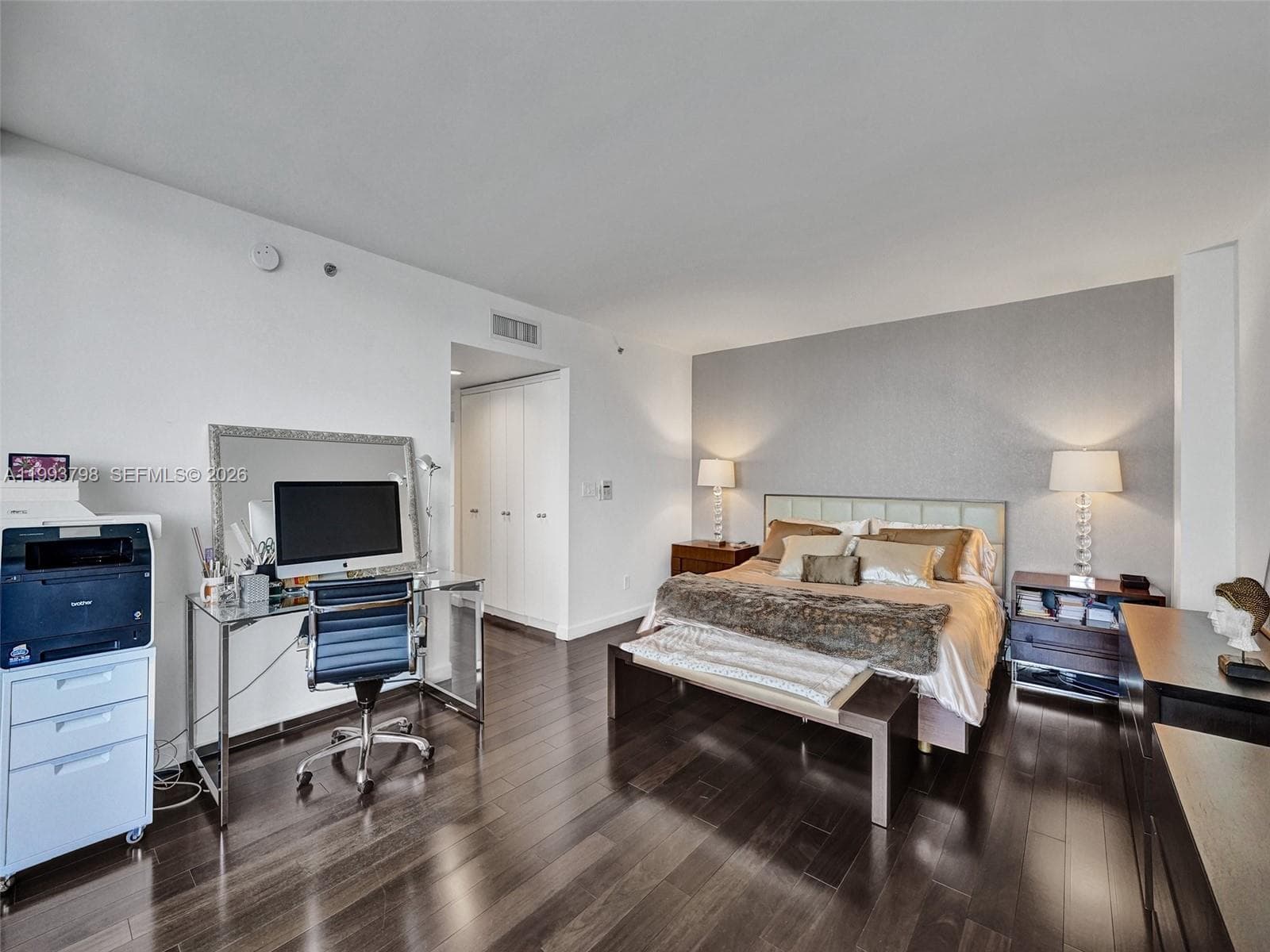 7000 Island Blvd # 1207, Aventura FL 33160 — 28