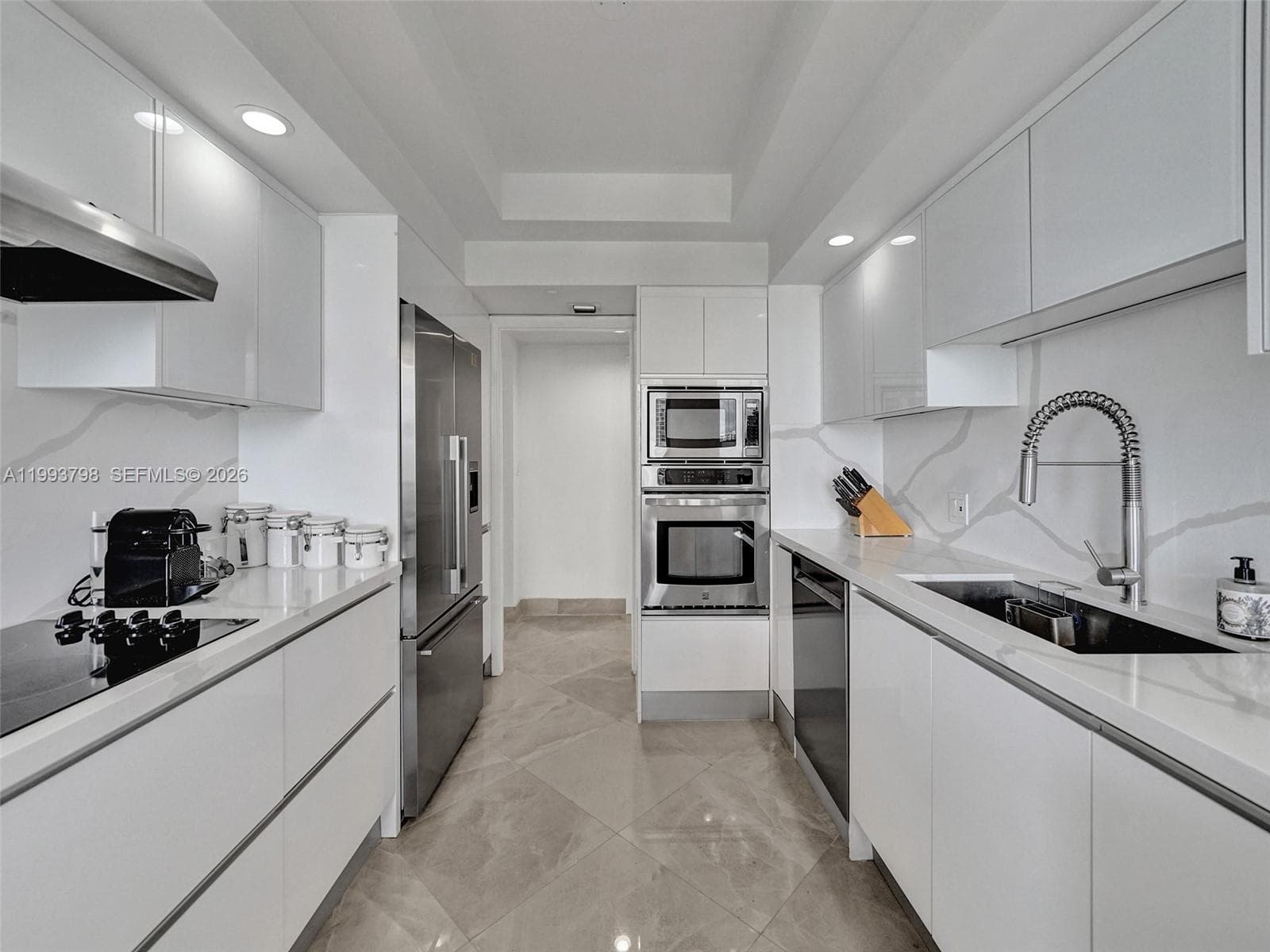 7000 Island Blvd # 1207, Aventura FL 33160 — 15