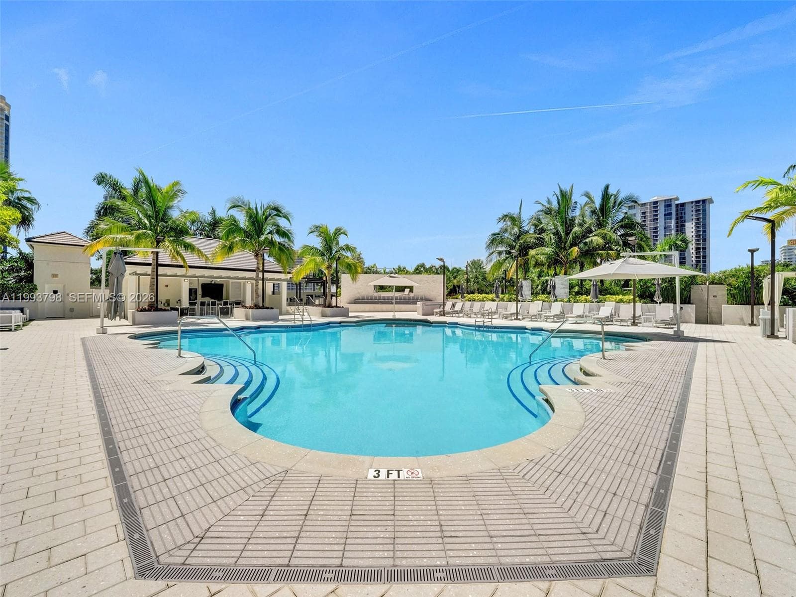7000 Island Blvd # 1207, Aventura FL 33160 — 44