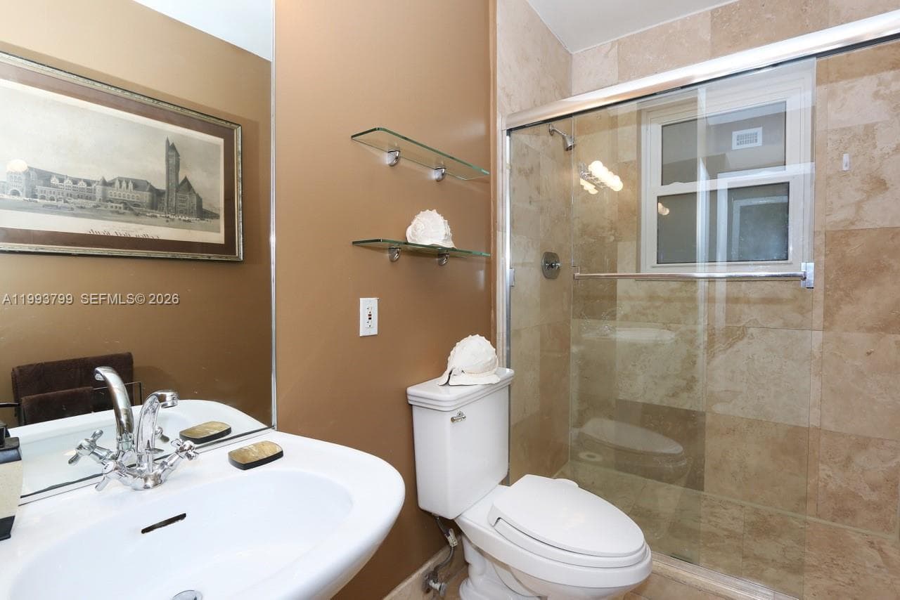 1018 Meridian Ave # 6, Miami Beach FL 33139 — 7
