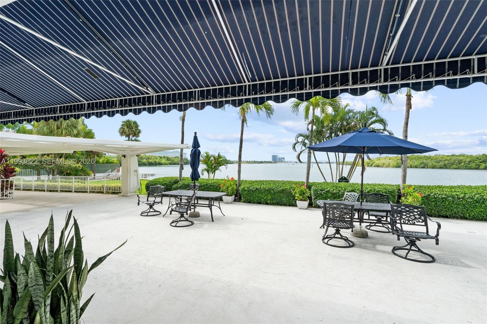 500 Bayview Dr # 325, Sunny Isles Beach FL 33160 — 17