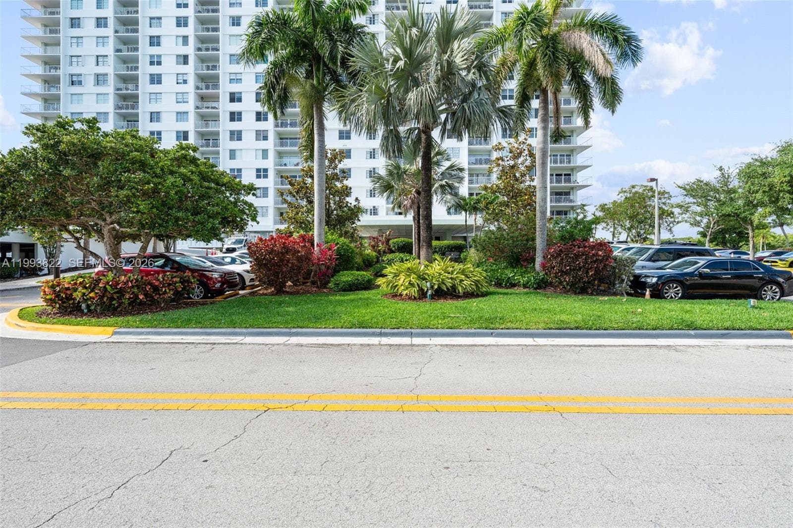 500 Bayview Dr # 325, Sunny Isles Beach FL 33160 — 16