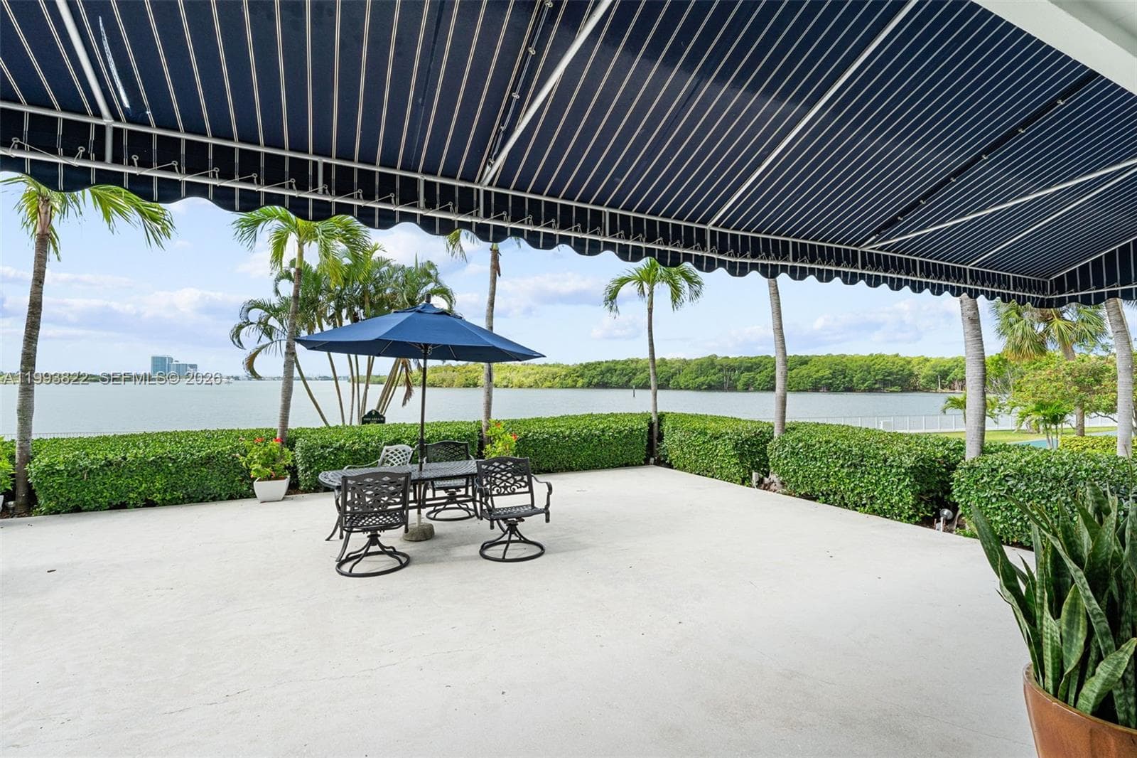 500 Bayview Dr # 325, Sunny Isles Beach FL 33160 — 18