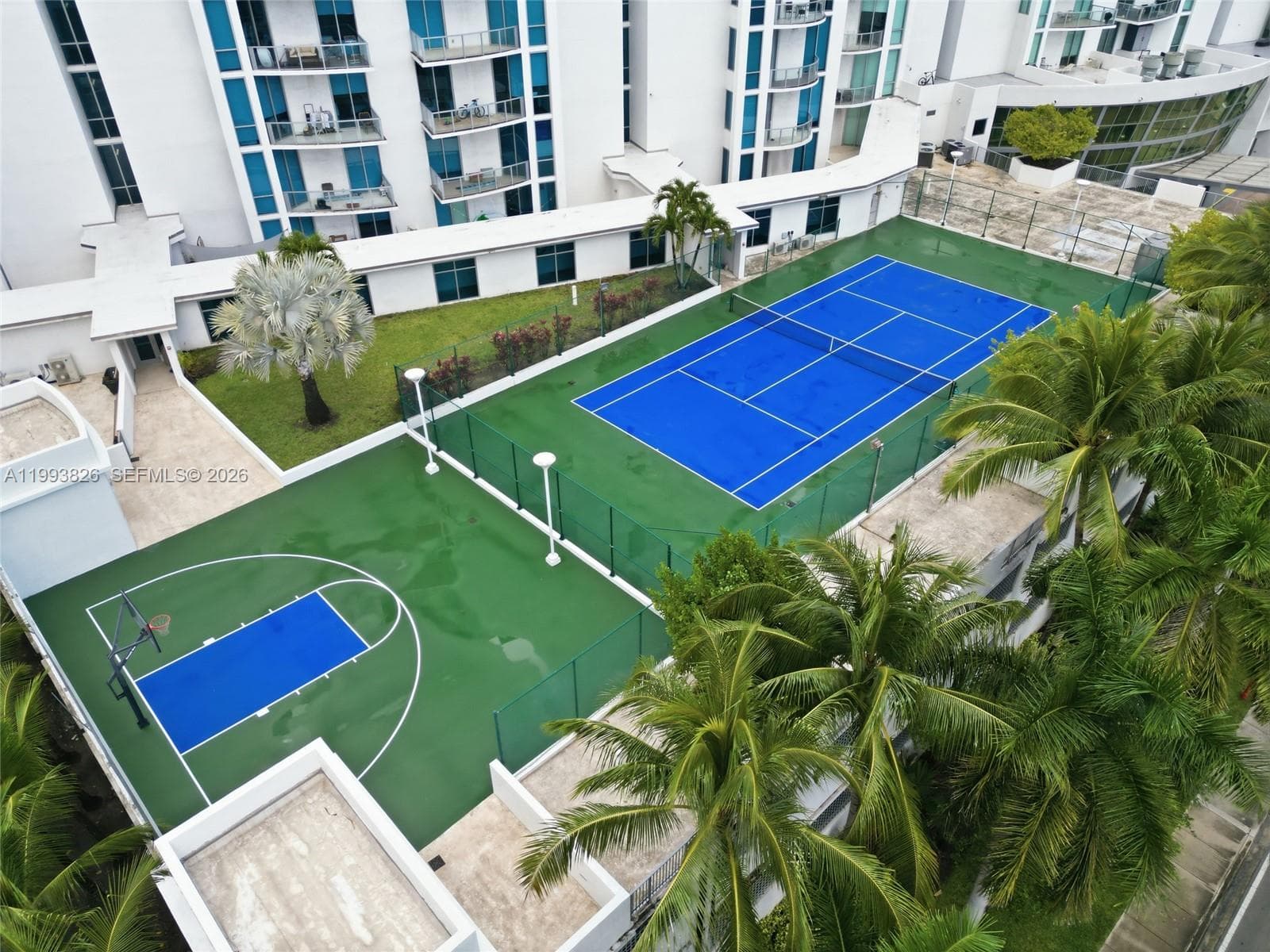 3029 NE 188th St # 904, Aventura FL 33180 — 38