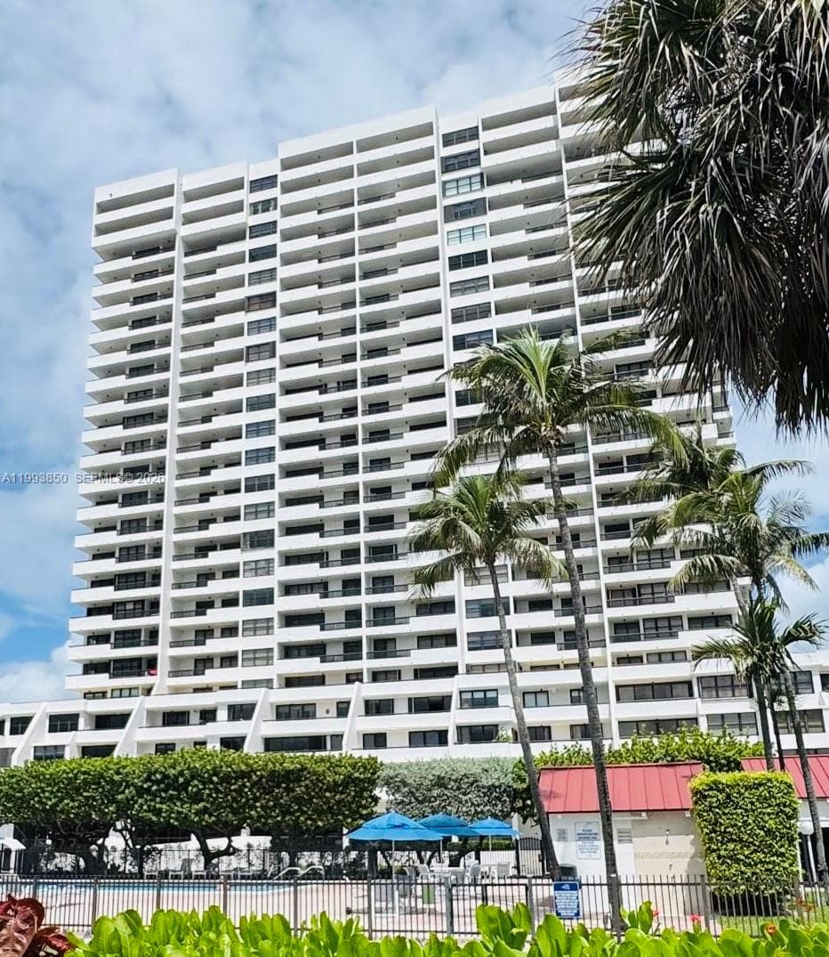 2555 Collins Ave # 704, Miami Beach FL 33140 — 23