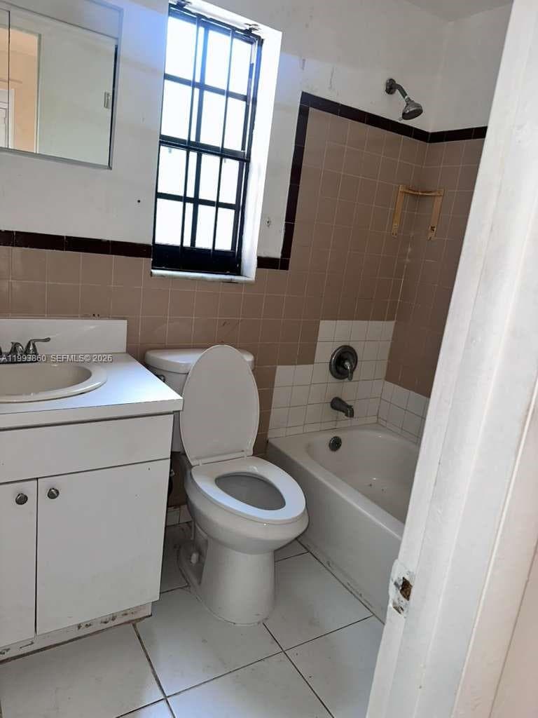 576 NW 147th St # 576, Miami FL 33168 — 12