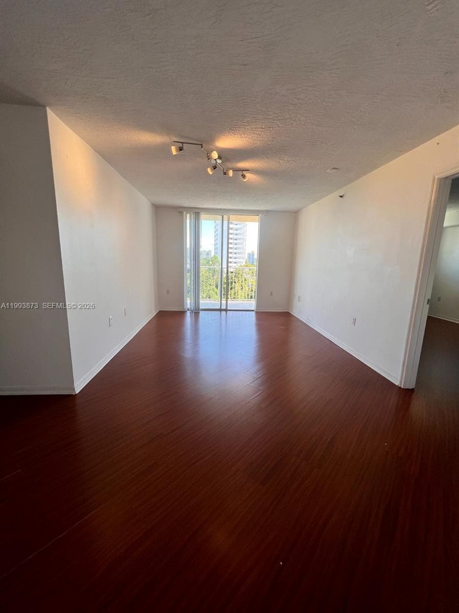 102 SW 6th ave # 508, Miami FL 33130 — 10