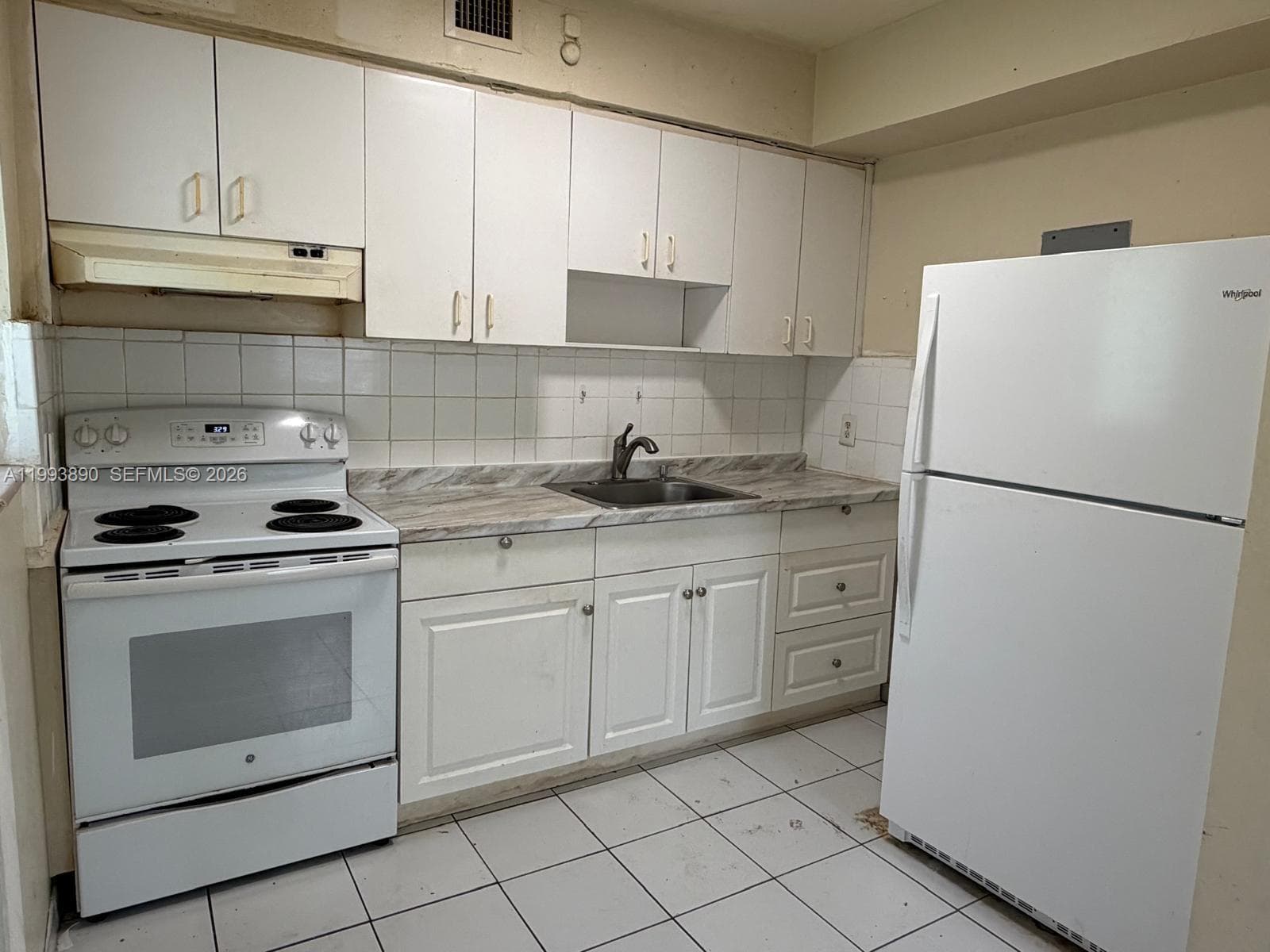 6371 SW 34th St, Miami FL 33155 — 7