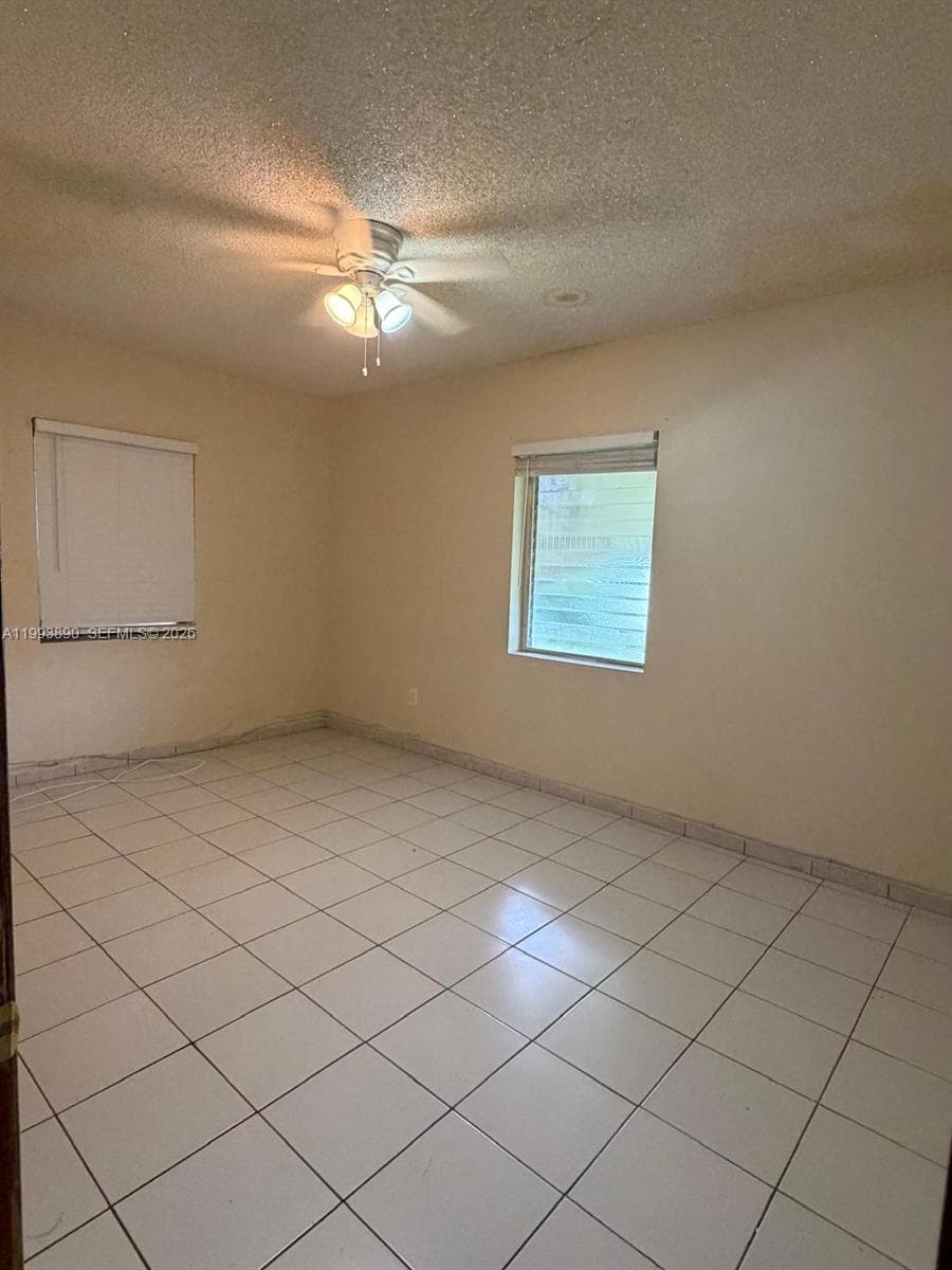 6371 SW 34th St, Miami FL 33155 — 4