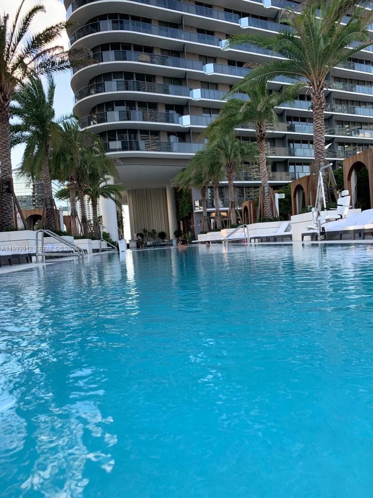 801 S Miami Ave # 412, Miami FL 33131 — 39