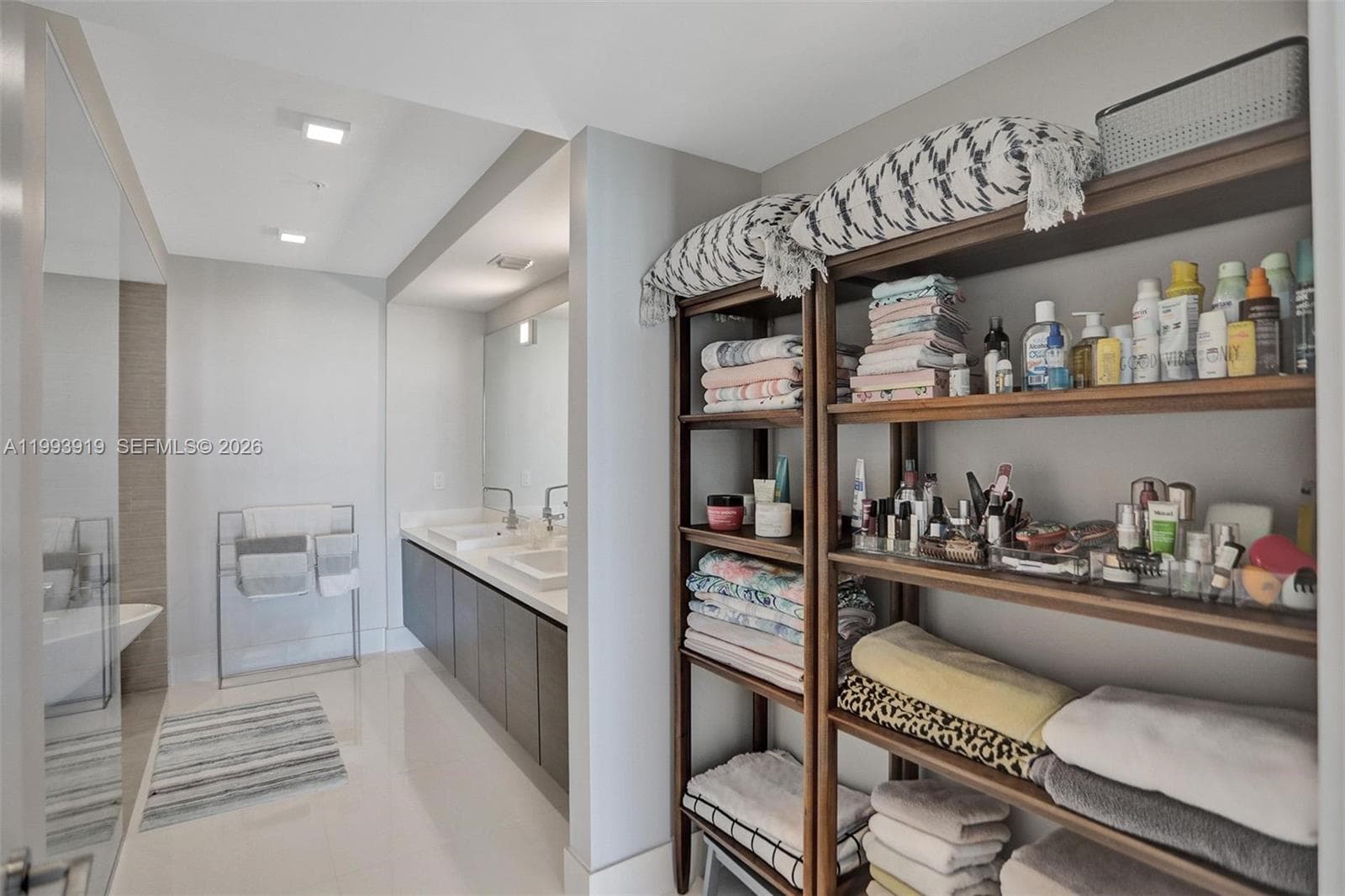 300 Sunny Isles Blvd # 903, Sunny Isles Beach FL 33160 — 26