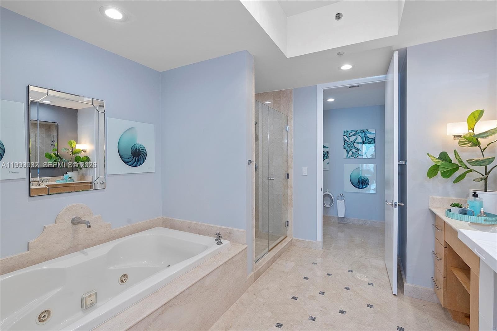100 S Pointe Dr # 506, Miami Beach FL 33139 — 14
