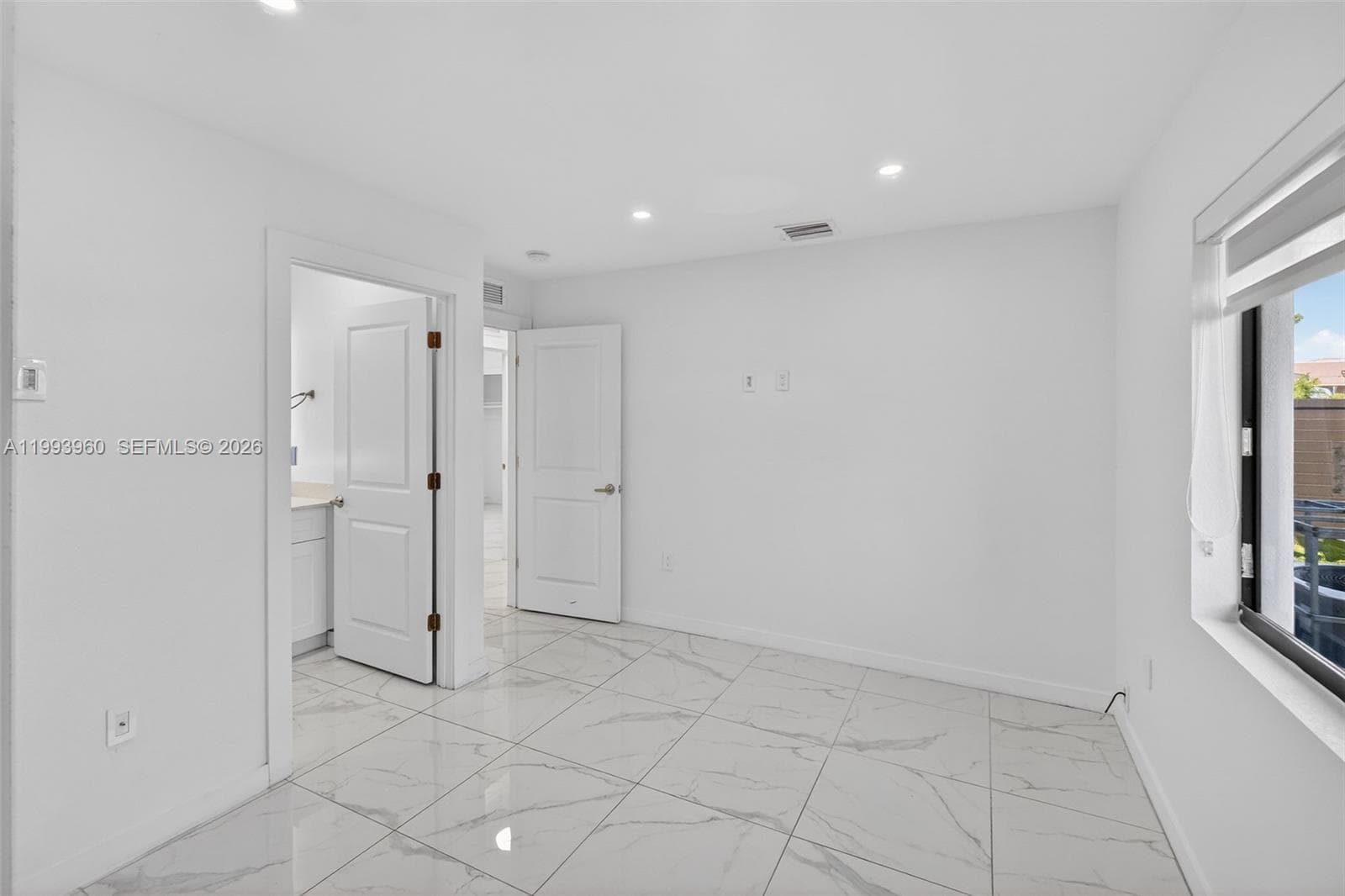 2492 SW 44th Street # 2492, Miami FL 33142 — 23