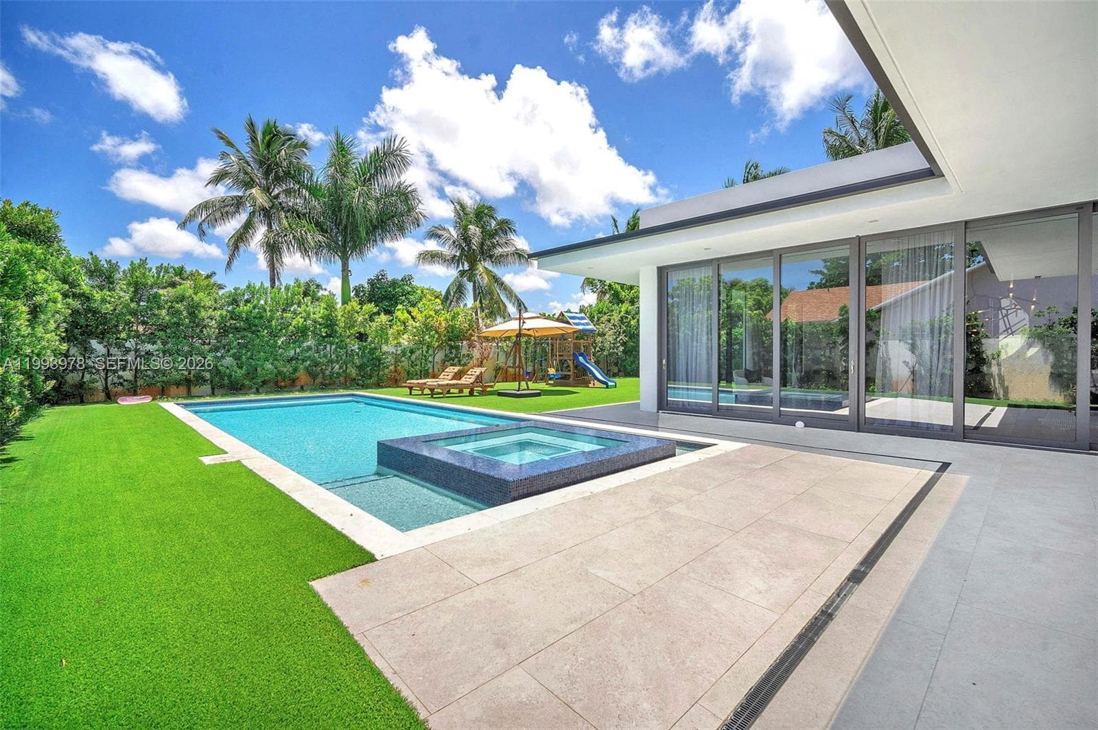 46 NE 162nd St, Miami FL 33162 — 7
