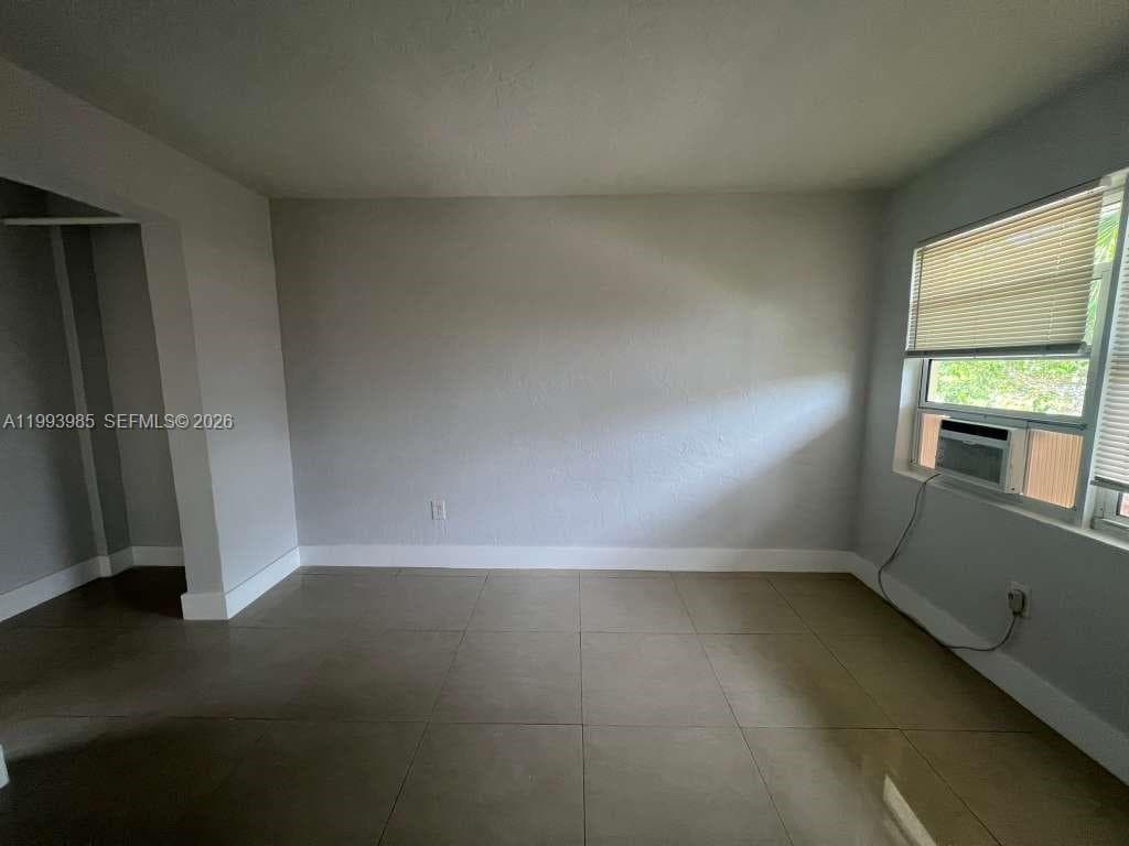 1281 NW 60th St # 5, Miami FL 33142 — 3