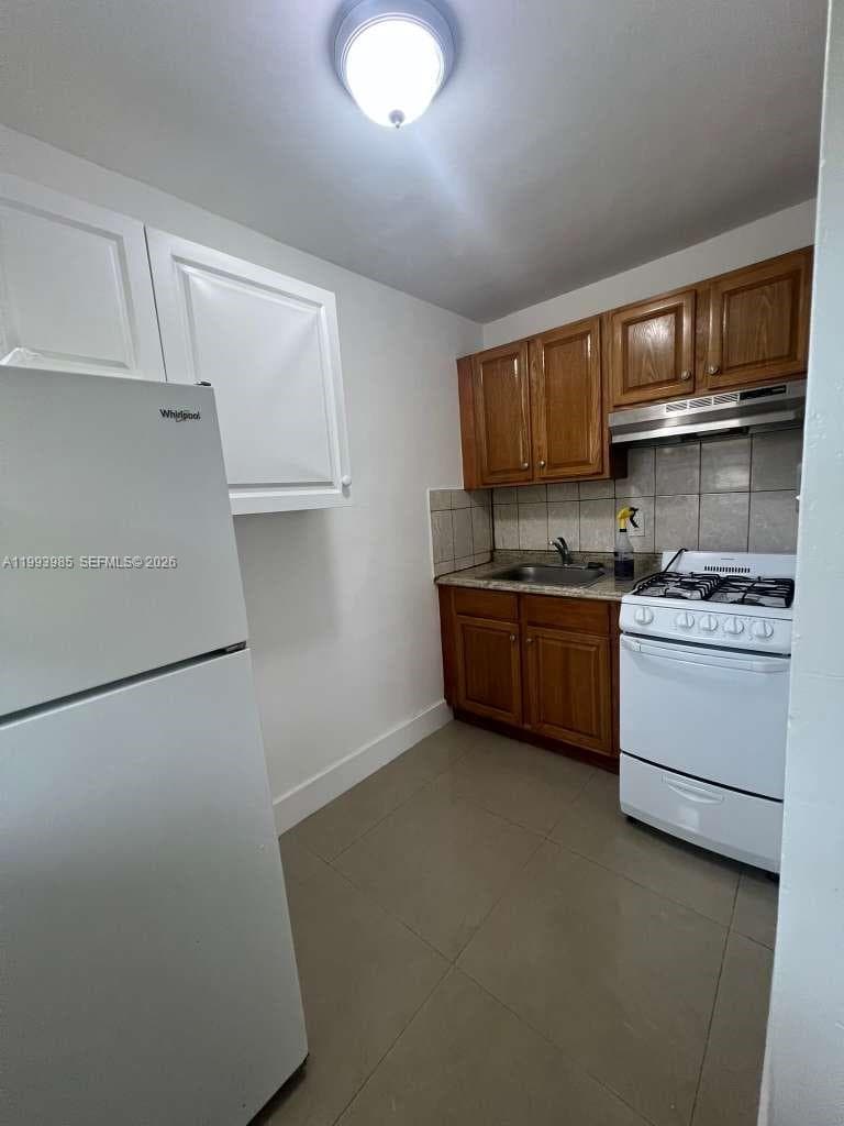 1281 NW 60th St # 5, Miami FL 33142 — 8