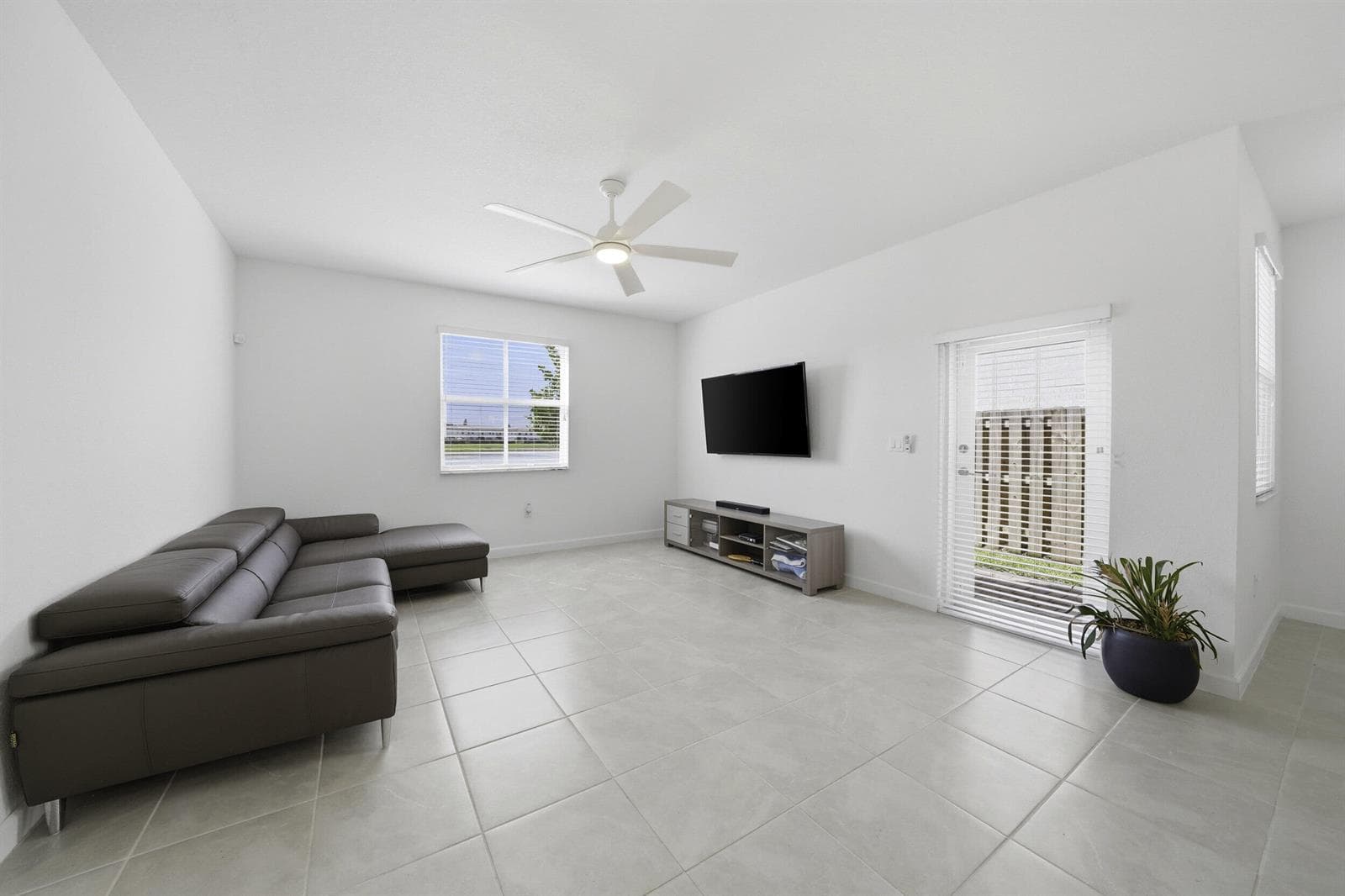 2324 NW 130th Street, Miami FL 33167 — 12
